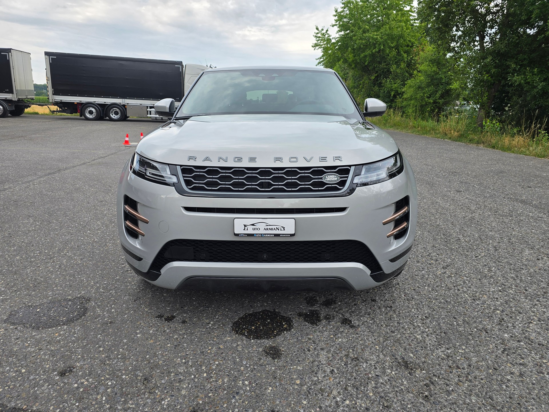 LAND ROVER Range Rover Evoque R-Dynamic D 150 HSE AT9-image-0