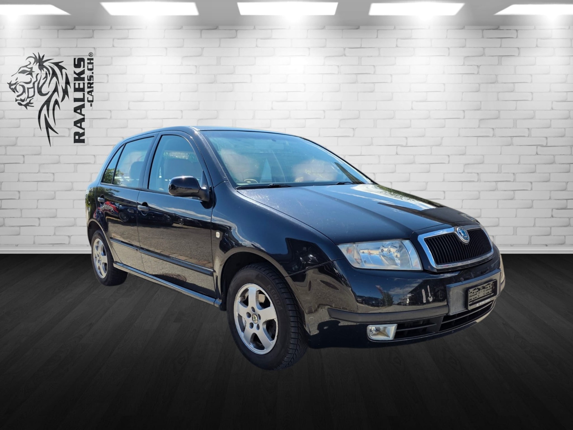 SKODA Fabia 1.4 16V Elegance-image-1