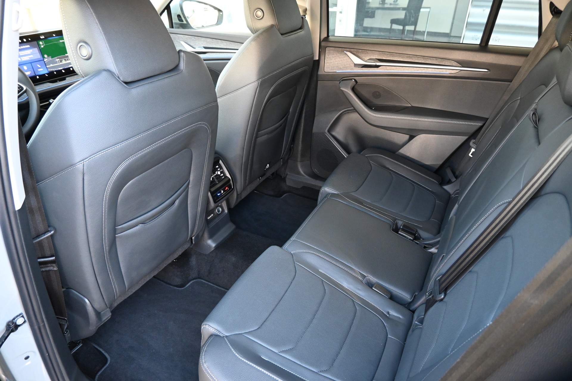 SKODA Kodiaq 2.0 TSI Selection 4x4 Automat + AHK 1800kg-image-13