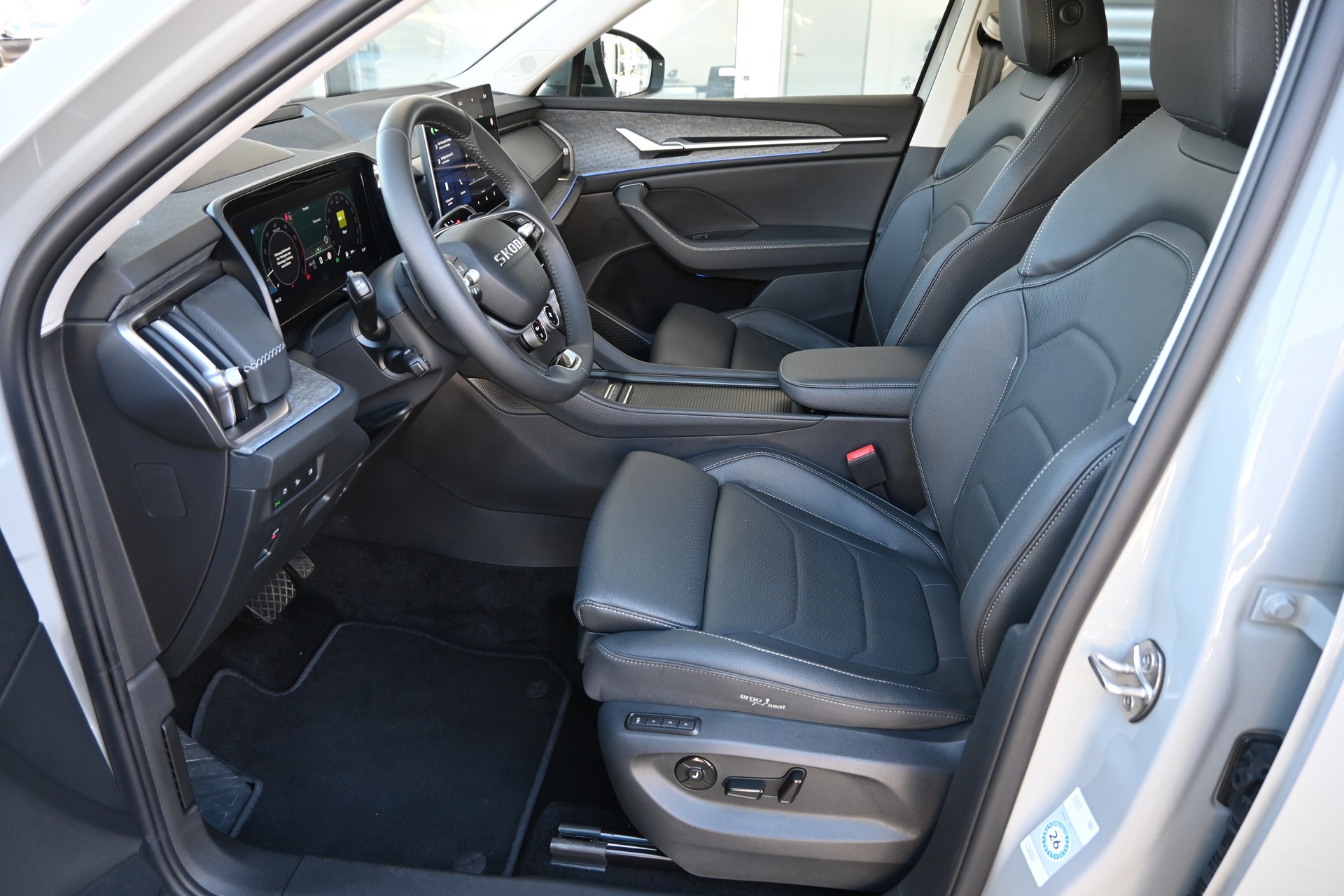 SKODA Kodiaq 2.0 TSI Selection 4x4 Automat + AHK 1800kg-image-10