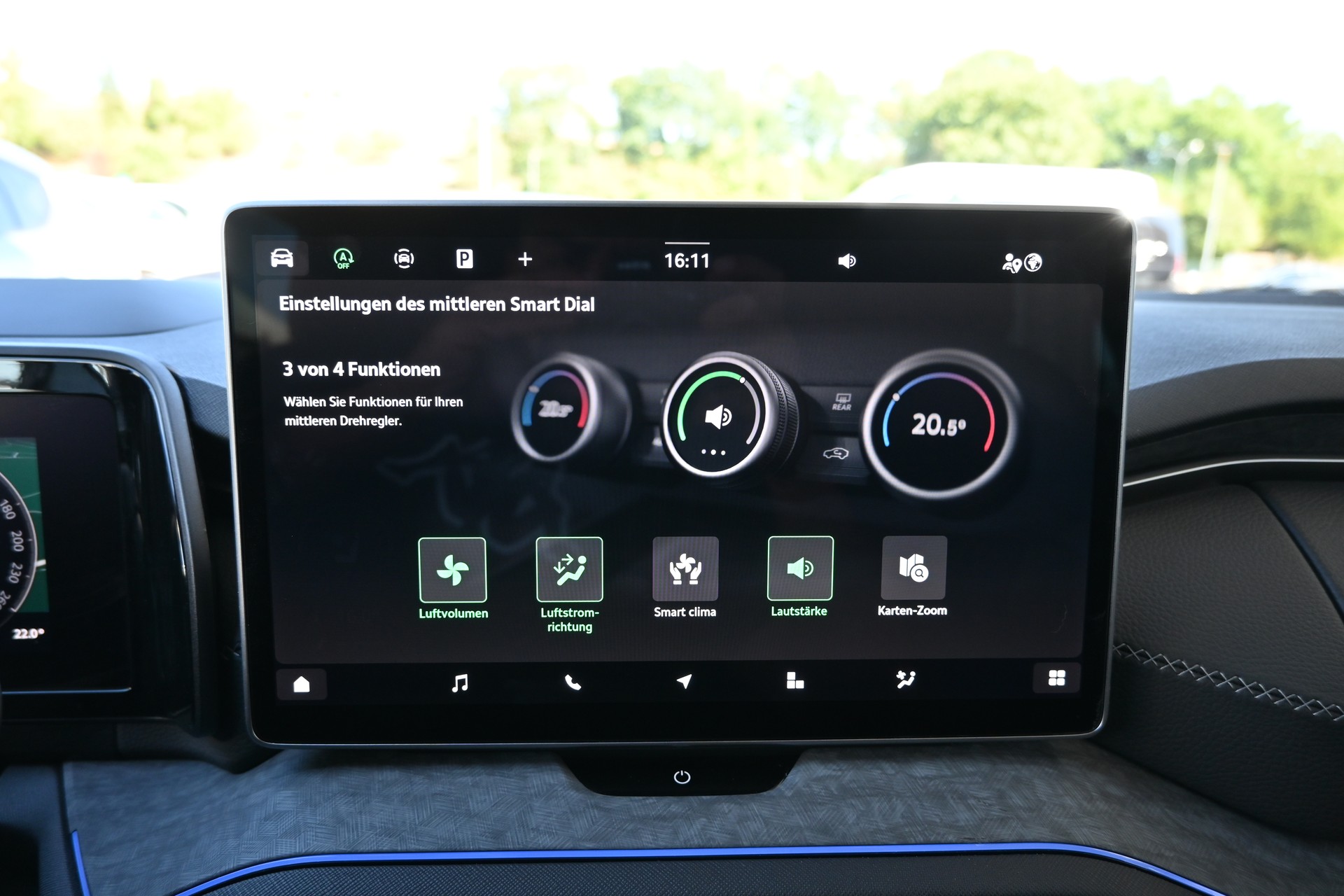 SKODA Kodiaq 2.0 TSI Selection 4x4 Automat + AHK 1800kg-image-29