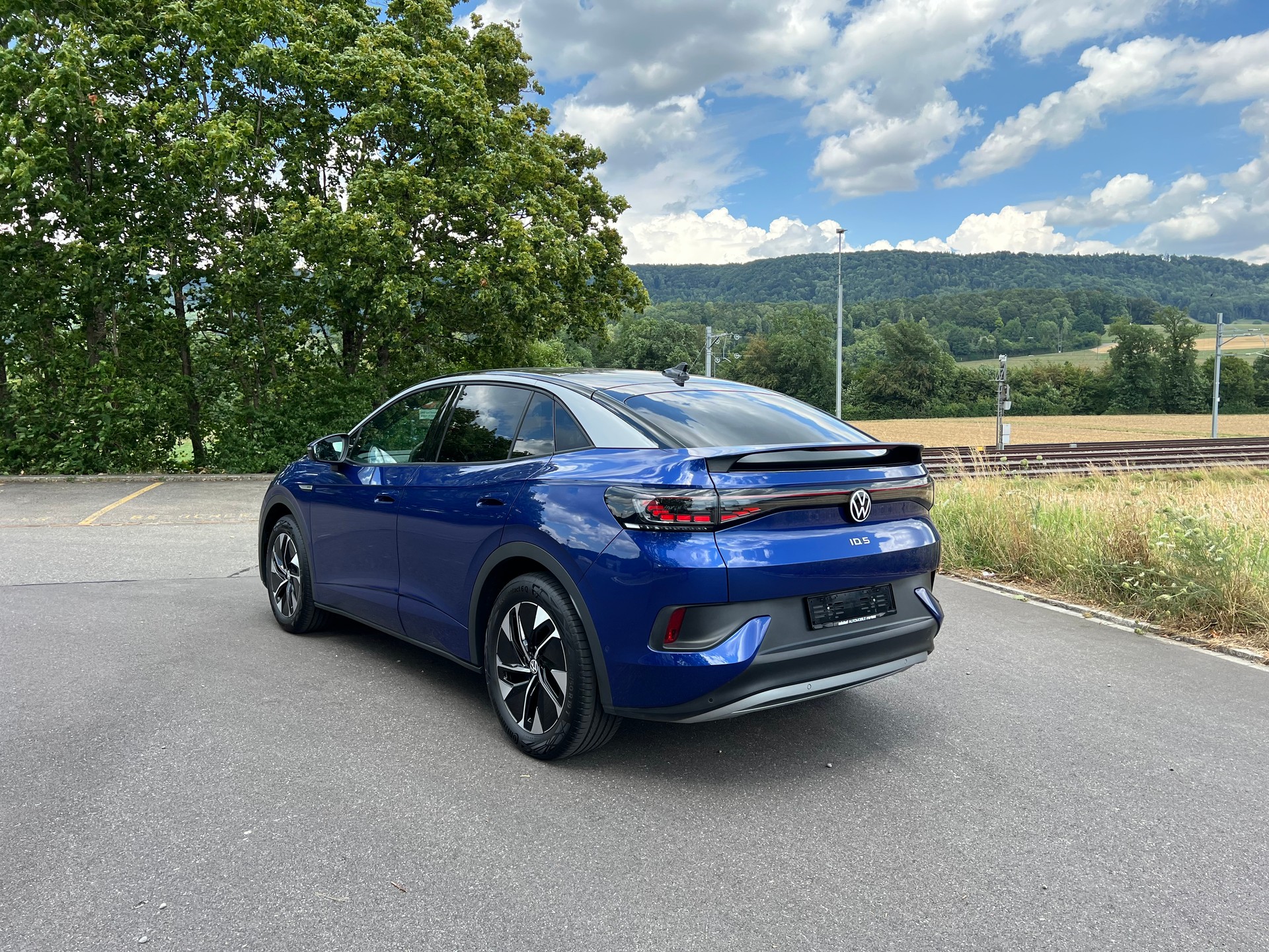 VW ID.5 Pro Performance 77 kWh-image-5
