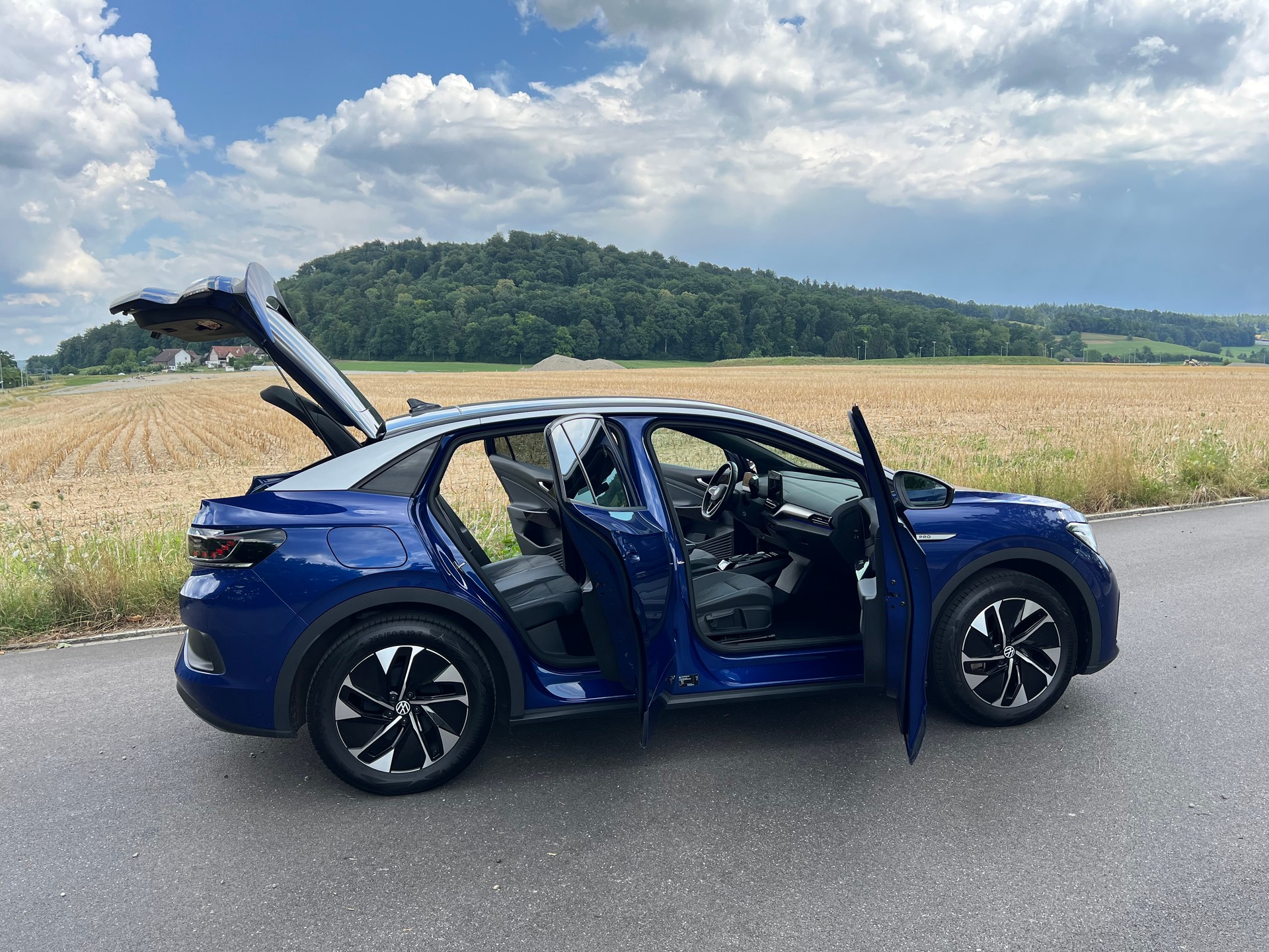 VW ID.5 Pro Performance 77 kWh-image-1