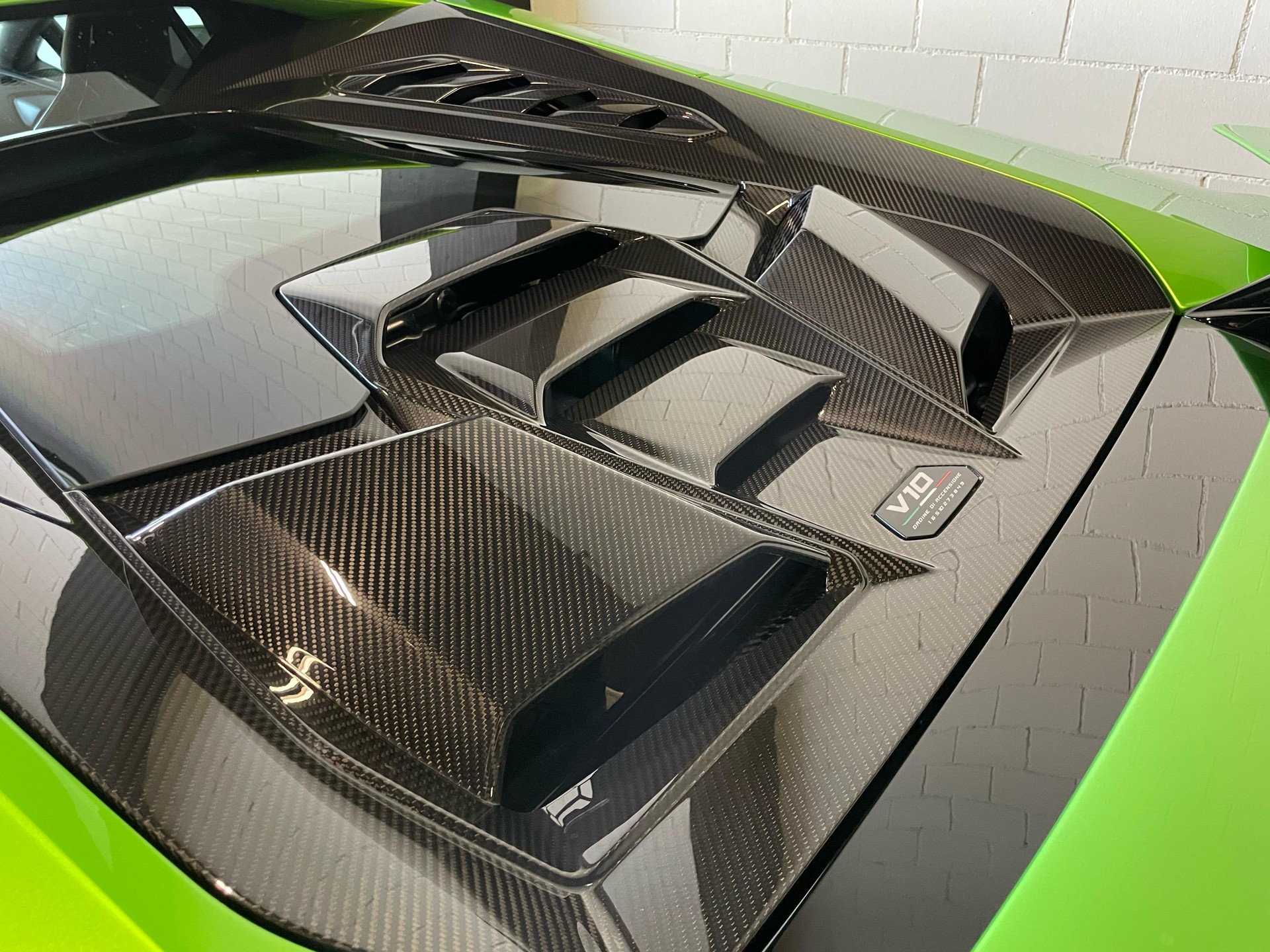LAMBORGHINI Huracan TECNICA Coupé DCT Full Carbon-image-5