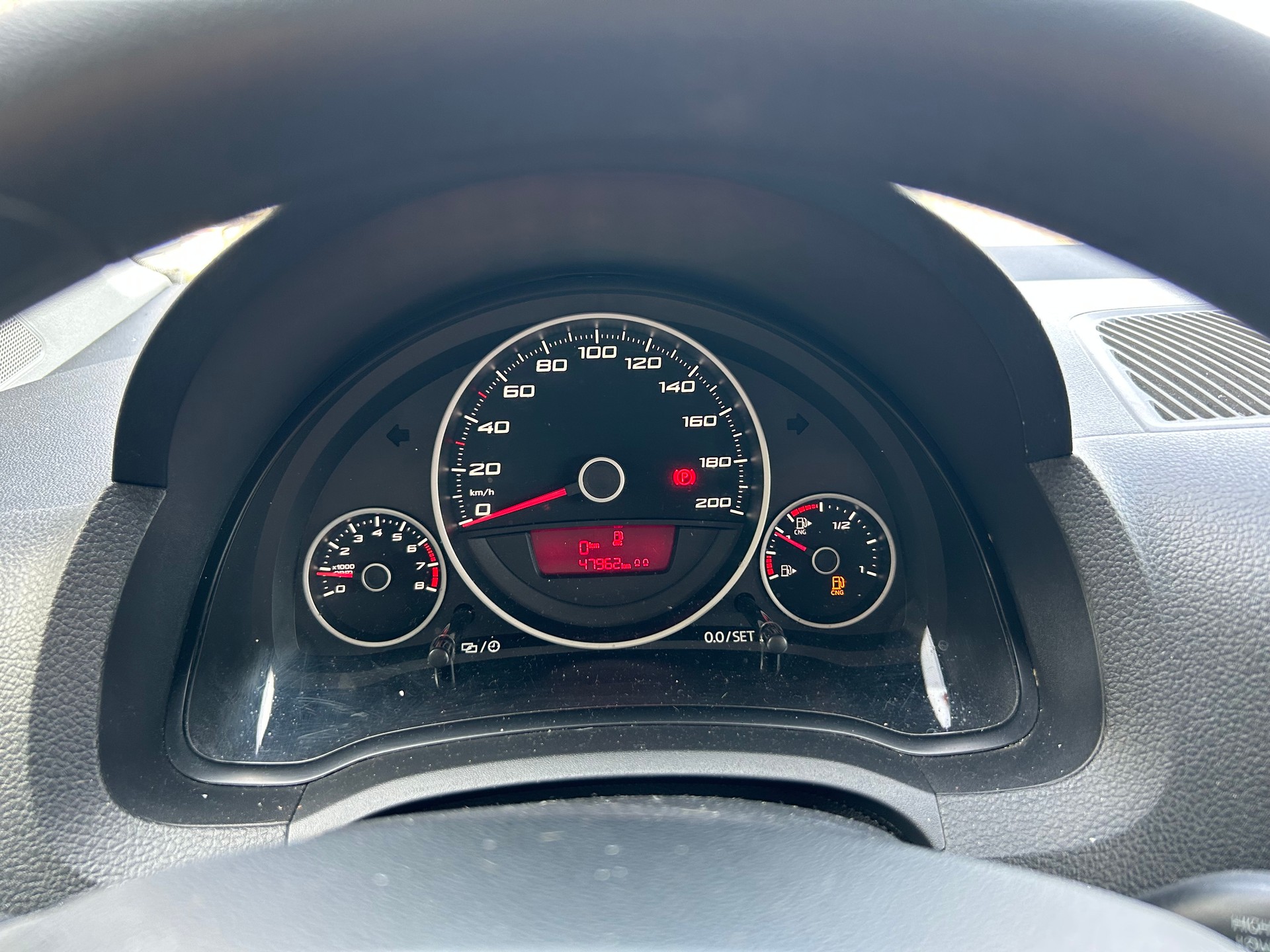 SEAT 1.0 MPI CNG Style-image-5