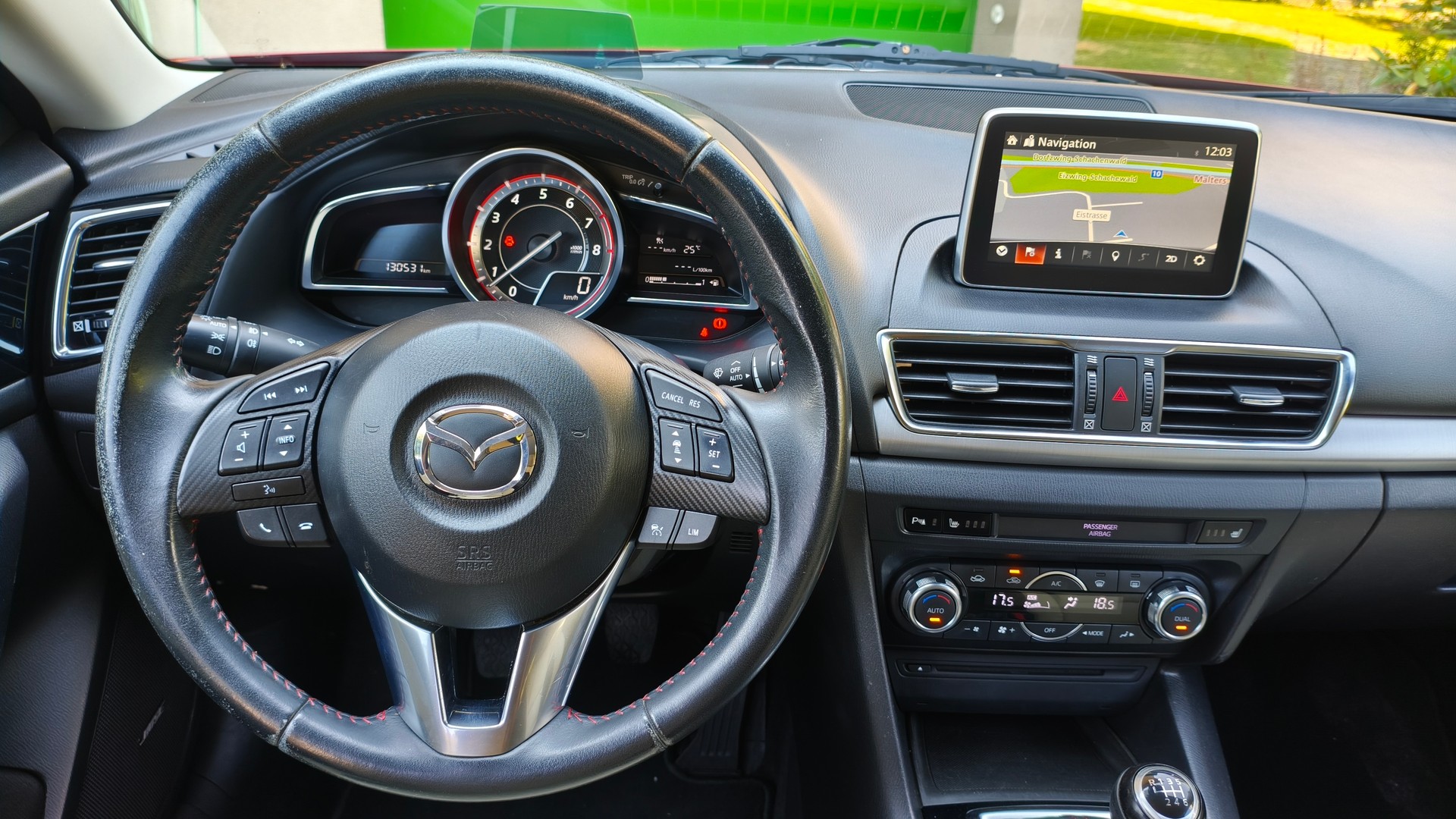 MAZDA 3 2.0 16V Revolution-image-11