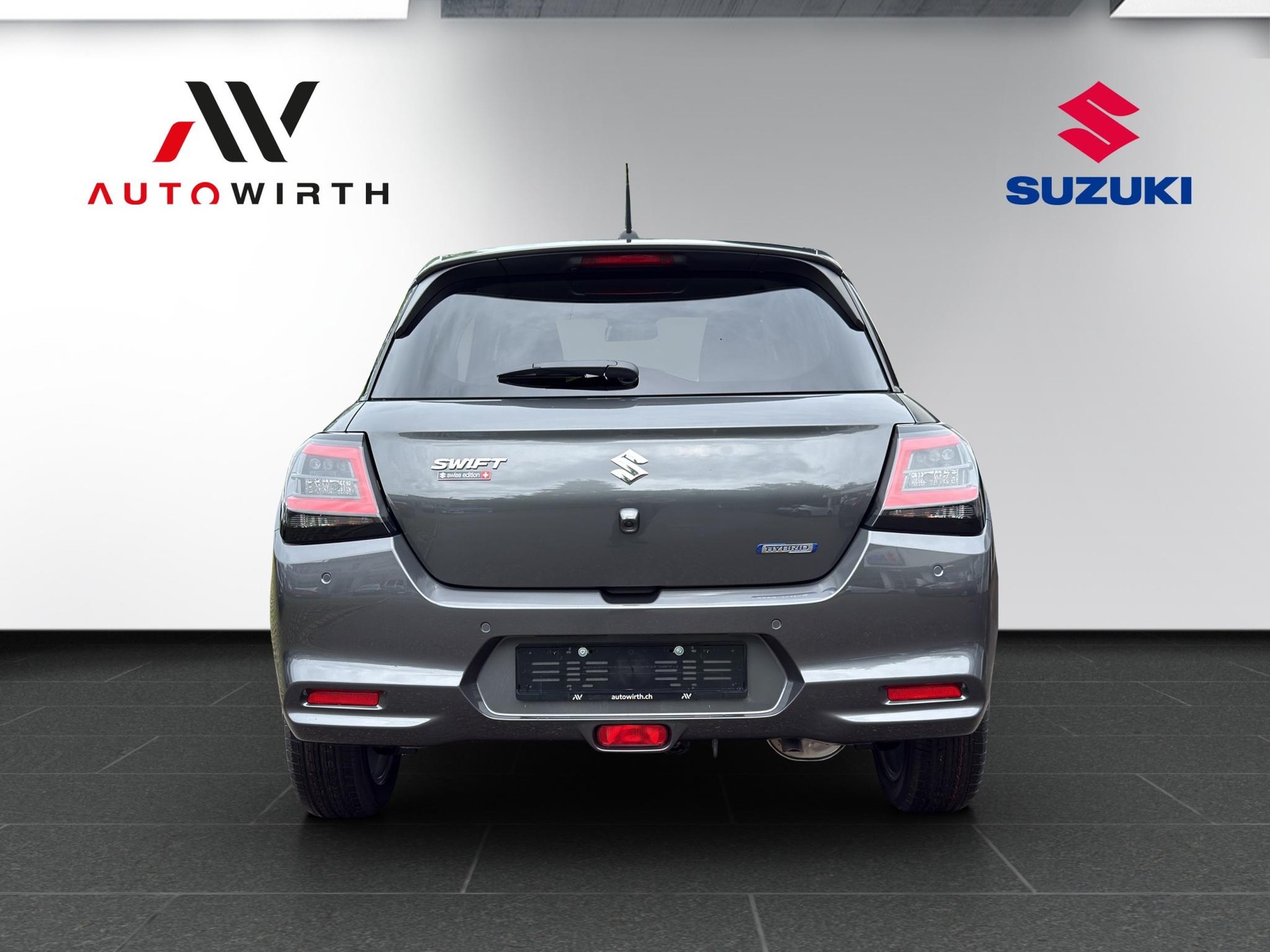 SUZUKI Swift 1.2 Sakura Top Hybrid 4x4-image-5