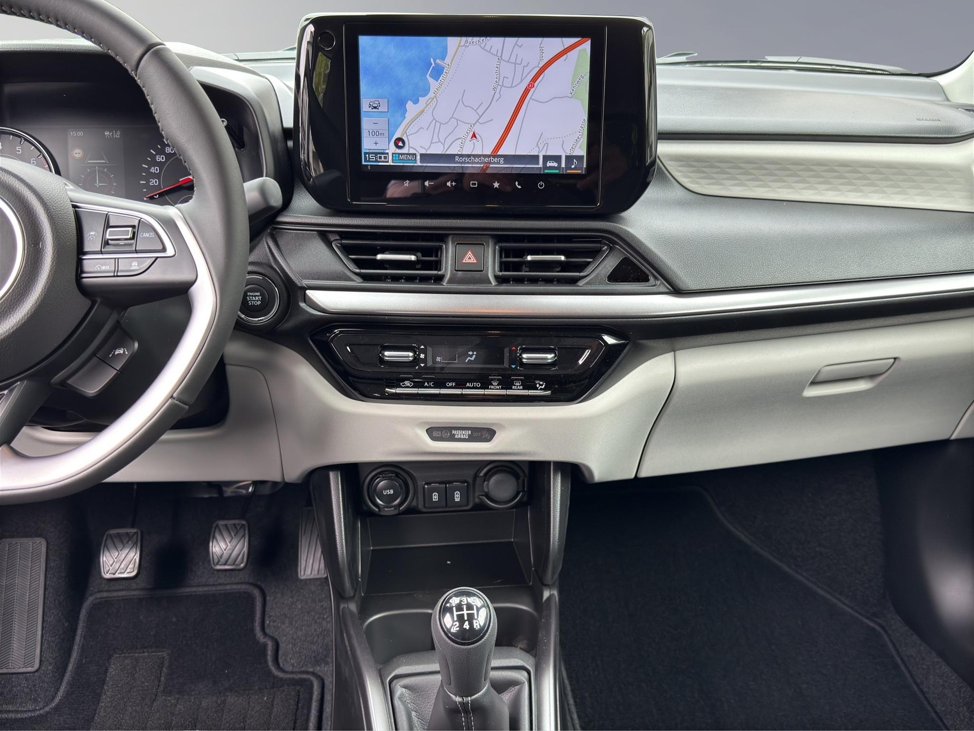 SUZUKI Swift 1.2 Sakura Top Hybrid 4x4-image-12