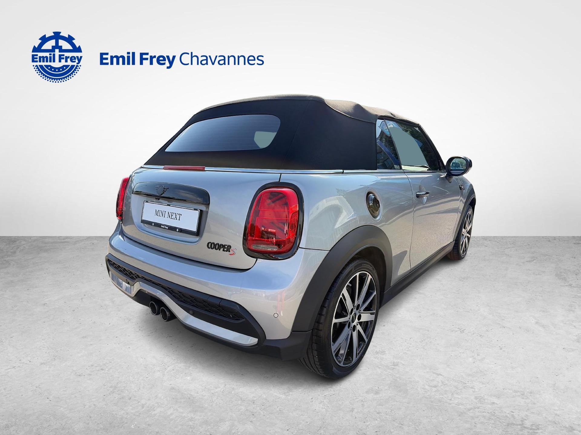 MINI Cabrio F57 2.0i Cooper S Yours Trim-image-3