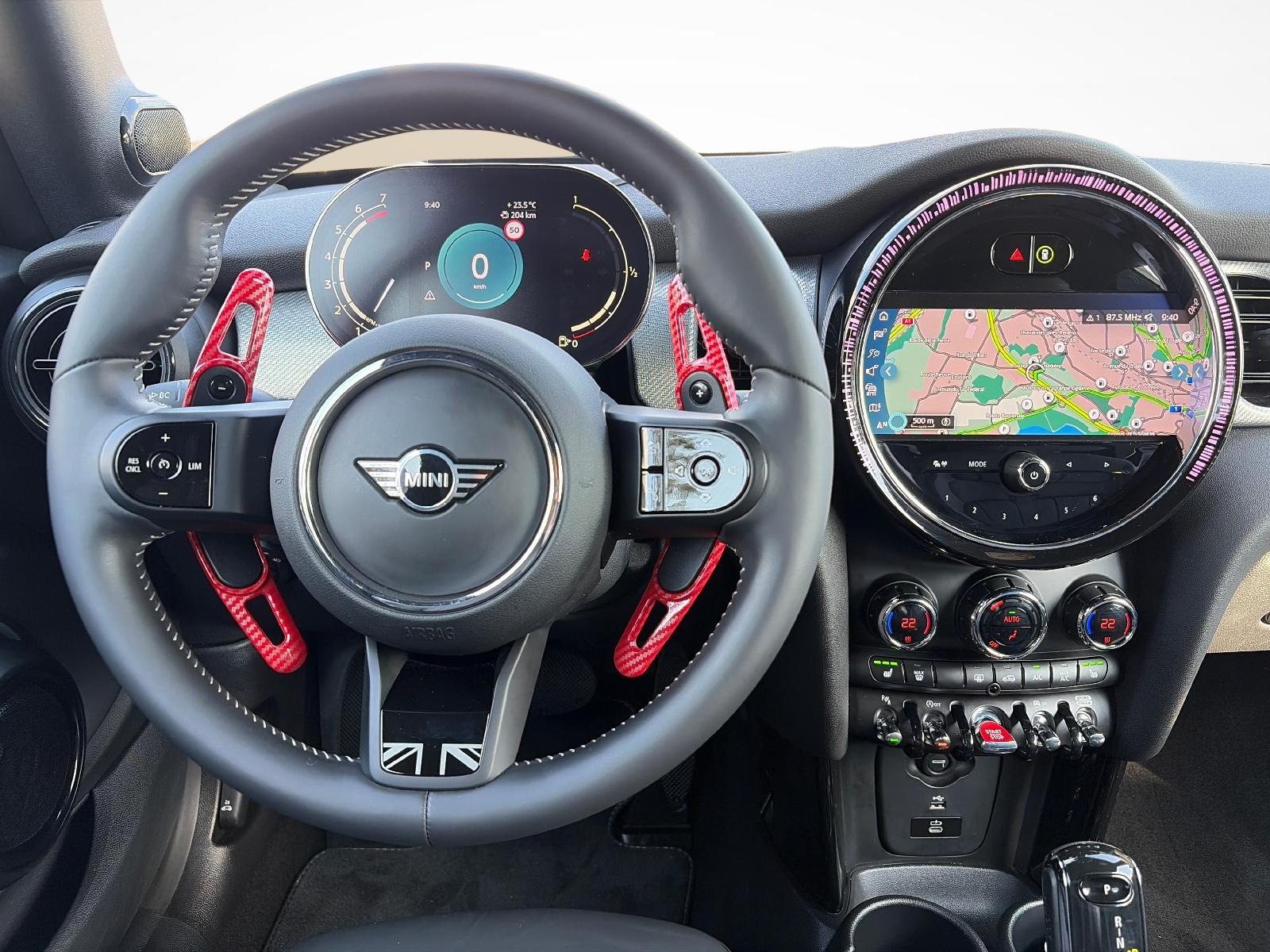 MINI Cabrio F57 2.0i Cooper S Yours Trim-image-12