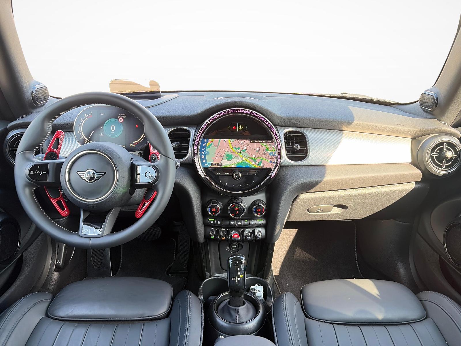 MINI Cabrio F57 2.0i Cooper S Yours Trim-image-11