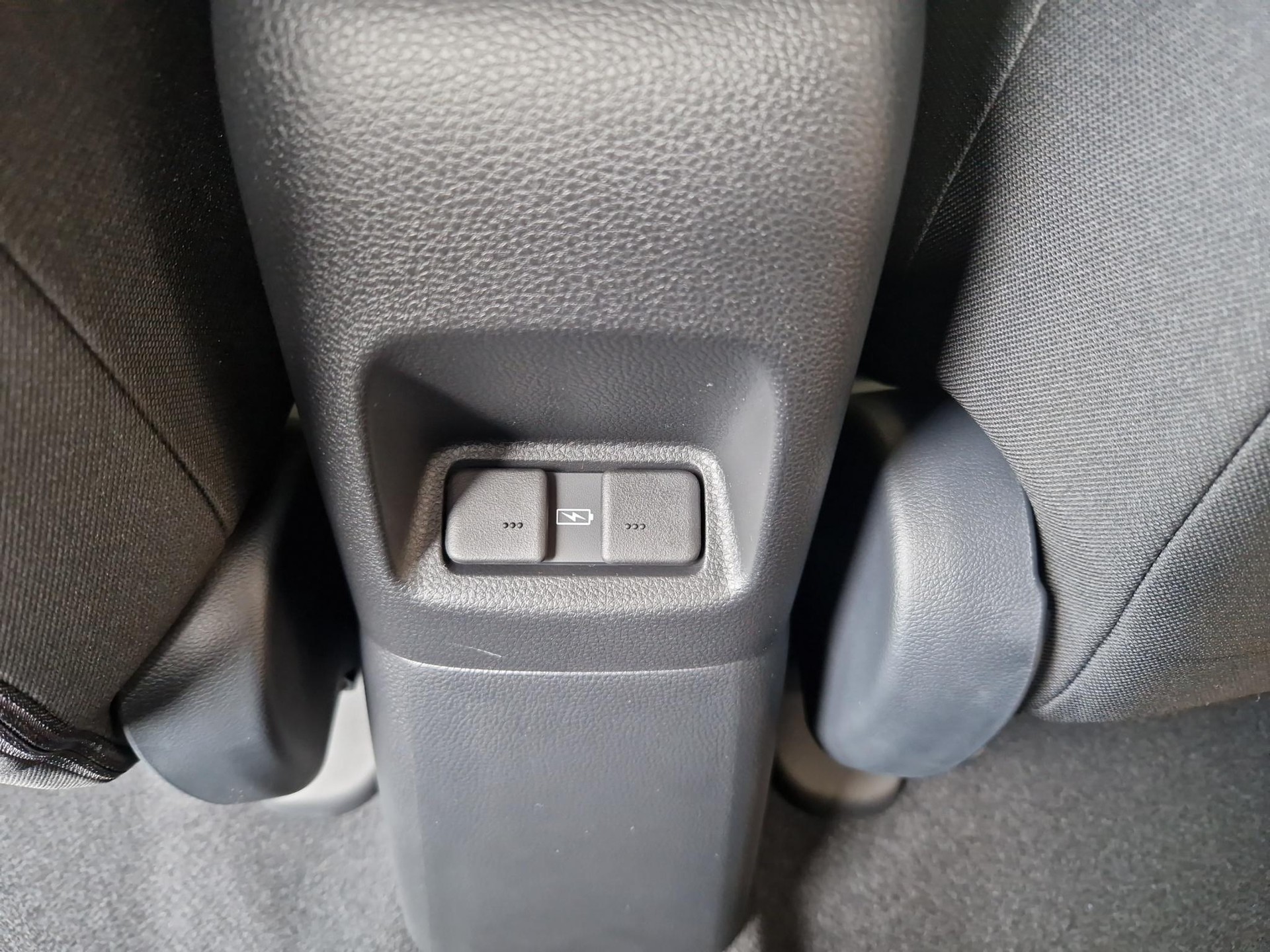 HONDA Jazz 1.5 i-MMD Crosstar Advance-image-22