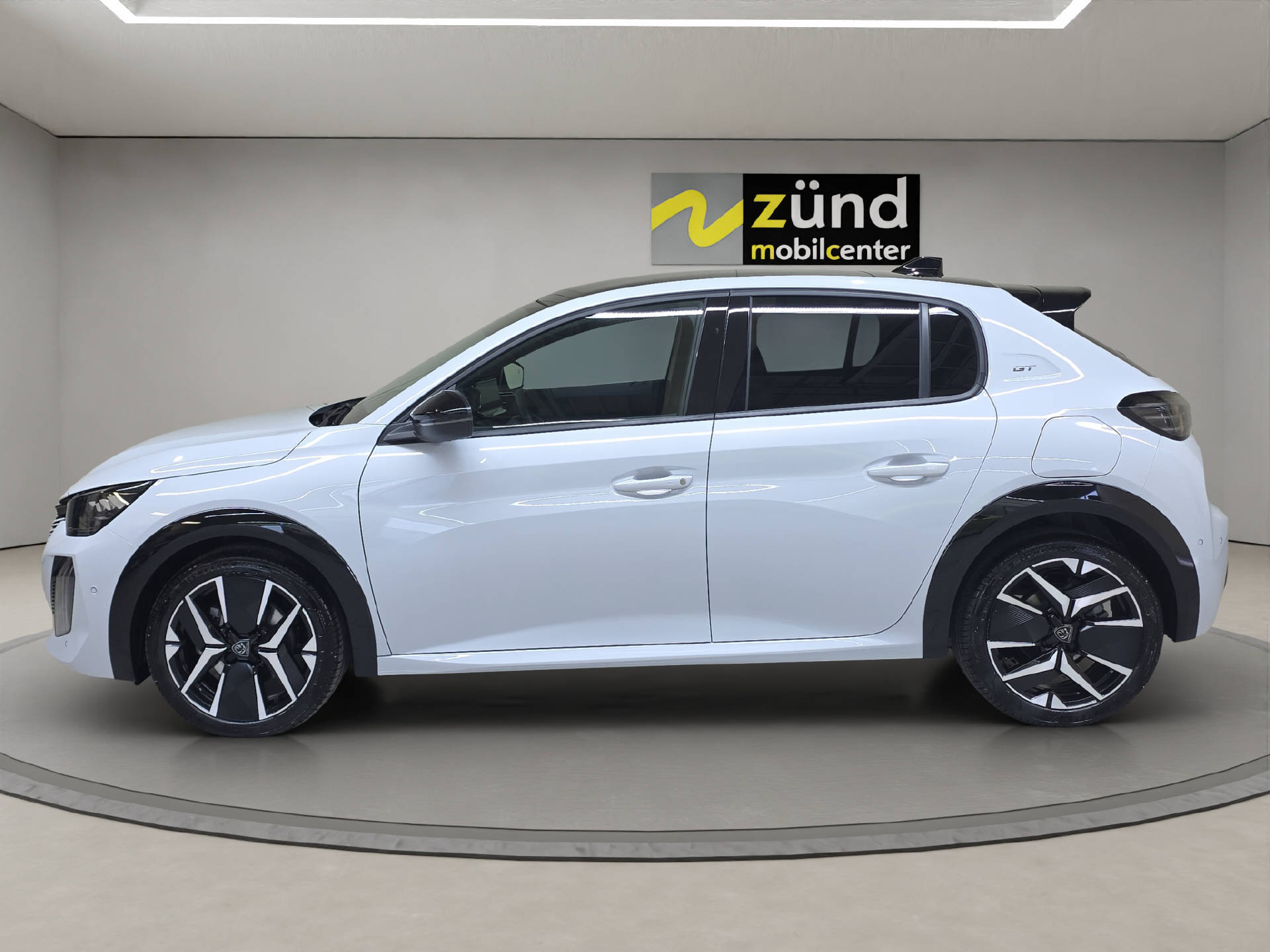 PEUGEOT 208 1.2 Hybrid 145 GT Exclusive-image-1