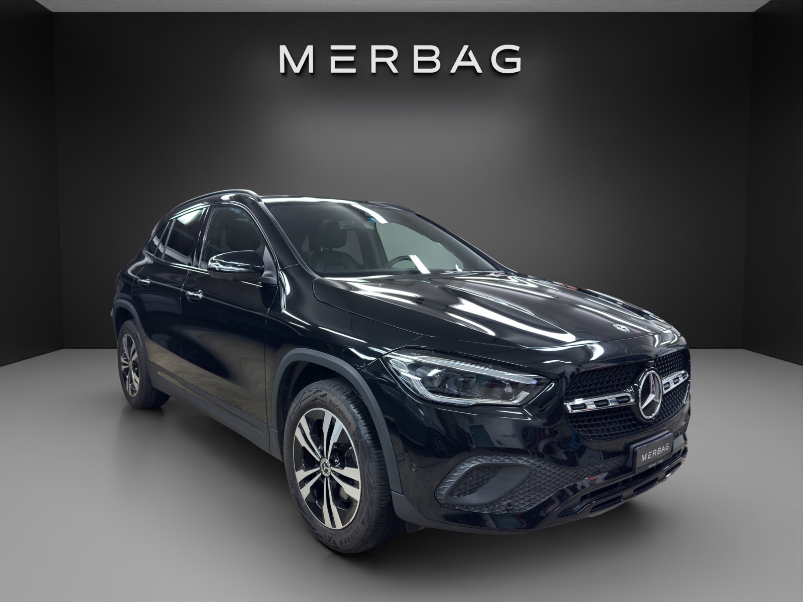 MERCEDES-BENZ GLA 200-image-5
