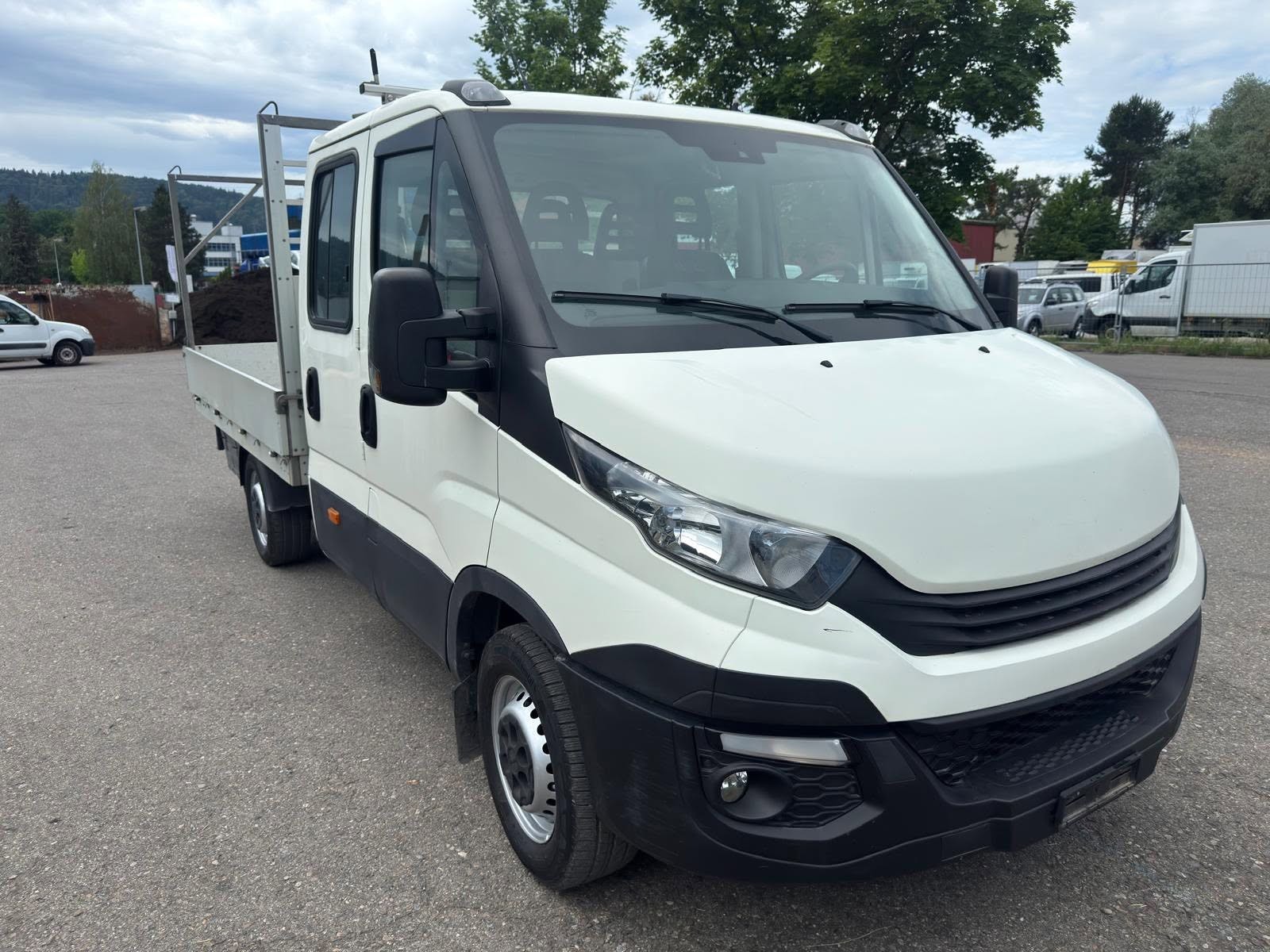 IVECO 35 S 16 DOKA 7 PLÄTZE KLIMAANLAGE-image-2