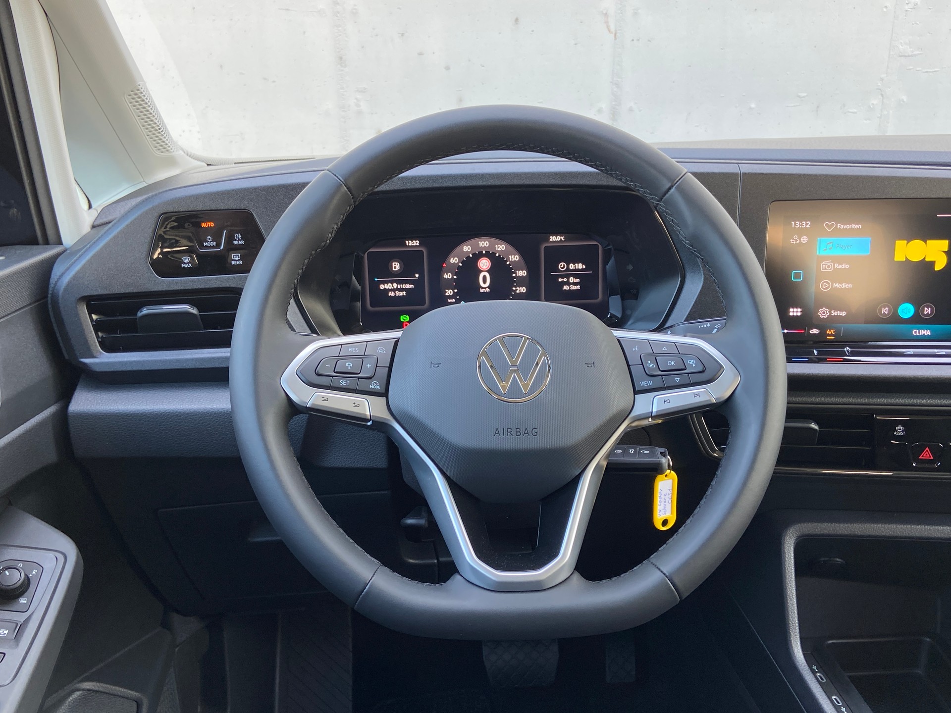 VW Caddy Maxi Kombi 2.0 TDi DSG Rollstuhltransport 5+1 Plätze-image-8