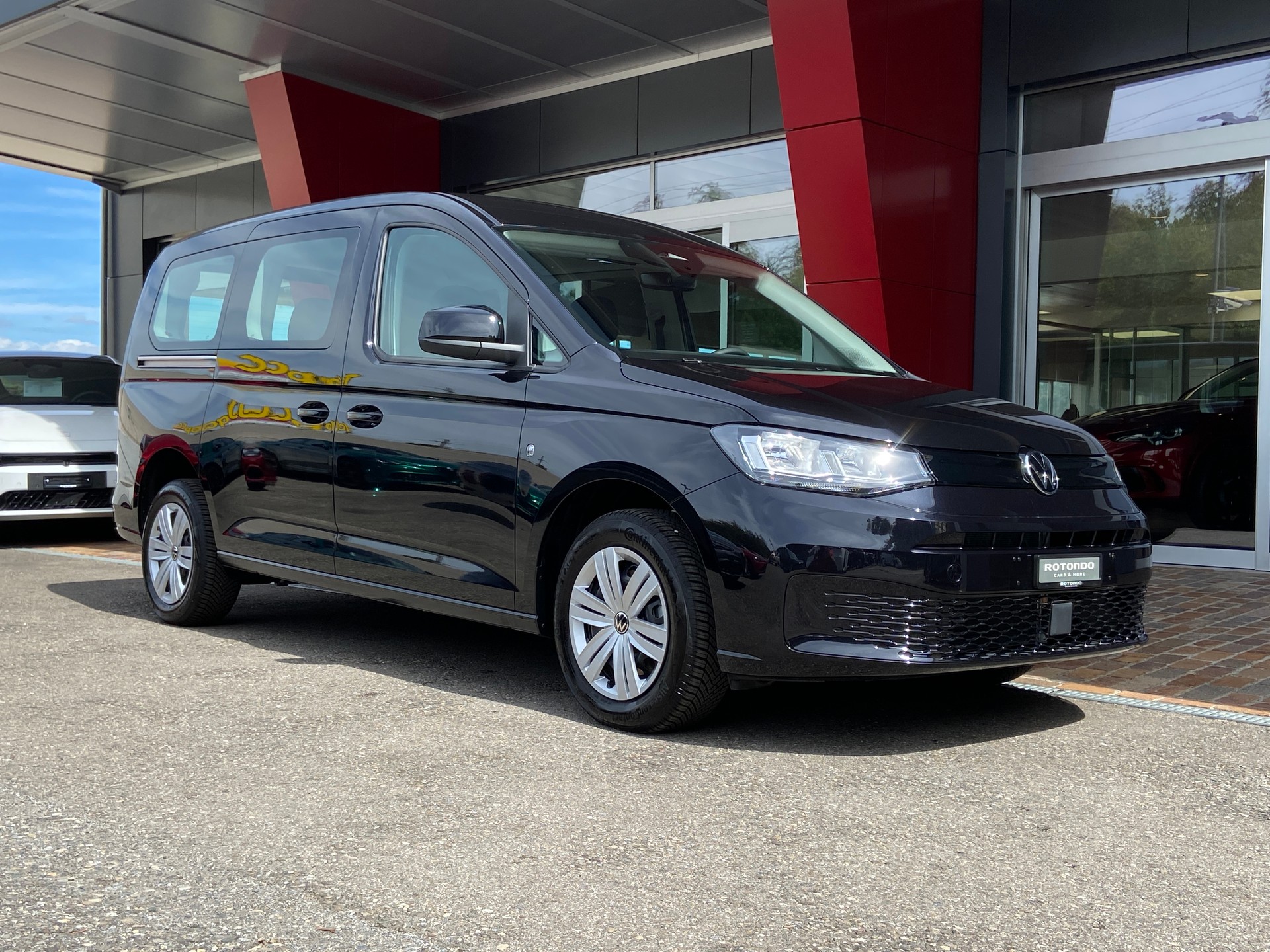 VW Caddy Maxi Kombi 2.0 TDi DSG Rollstuhltransport 5+1 Plätze-image-18
