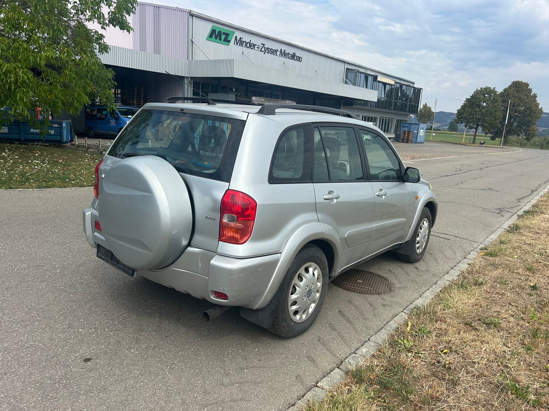 TOYOTA RAV-4 2.0 16V Linea Terra-image-1