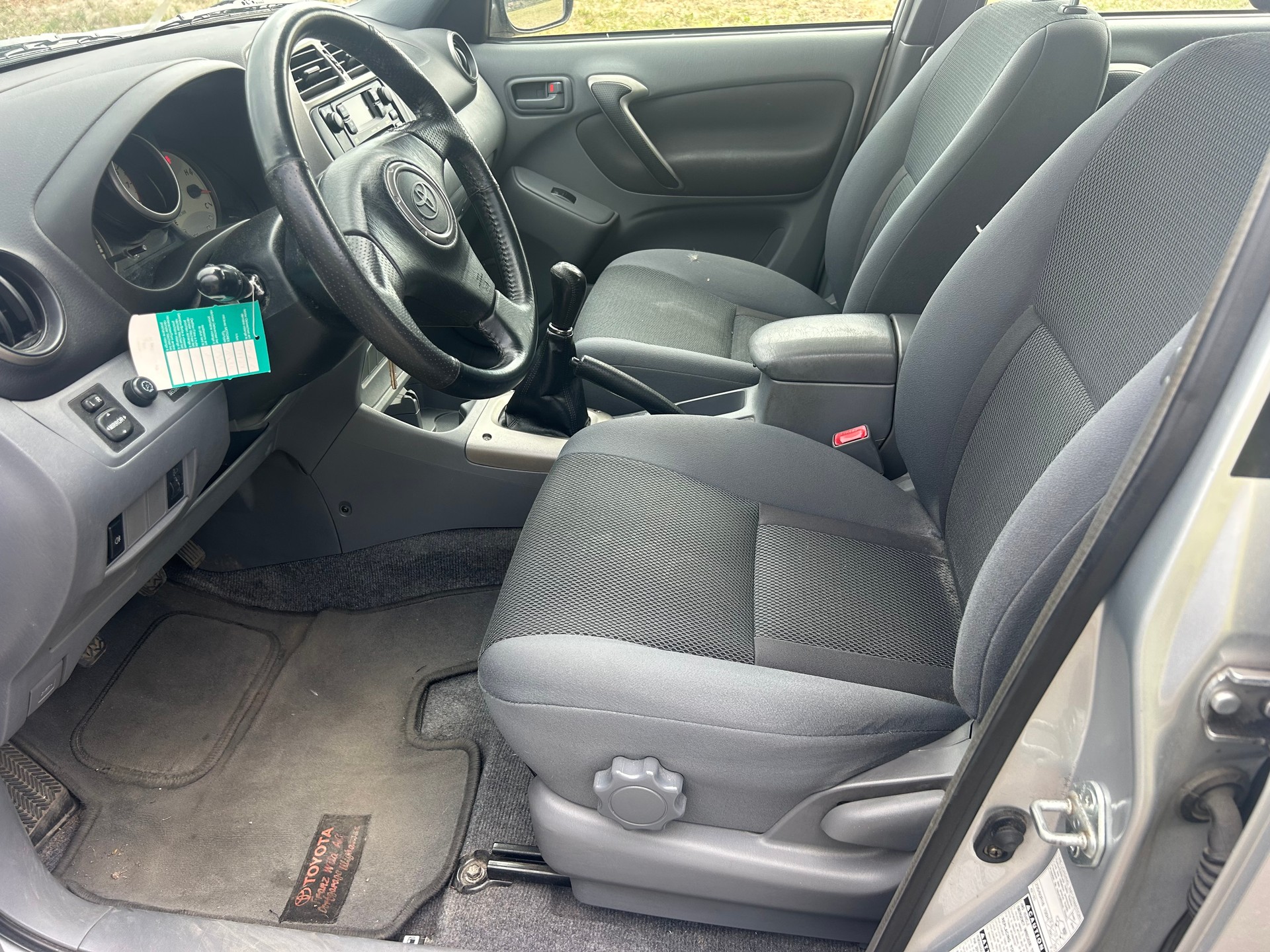 TOYOTA RAV-4 2.0 16V Linea Terra-image-3