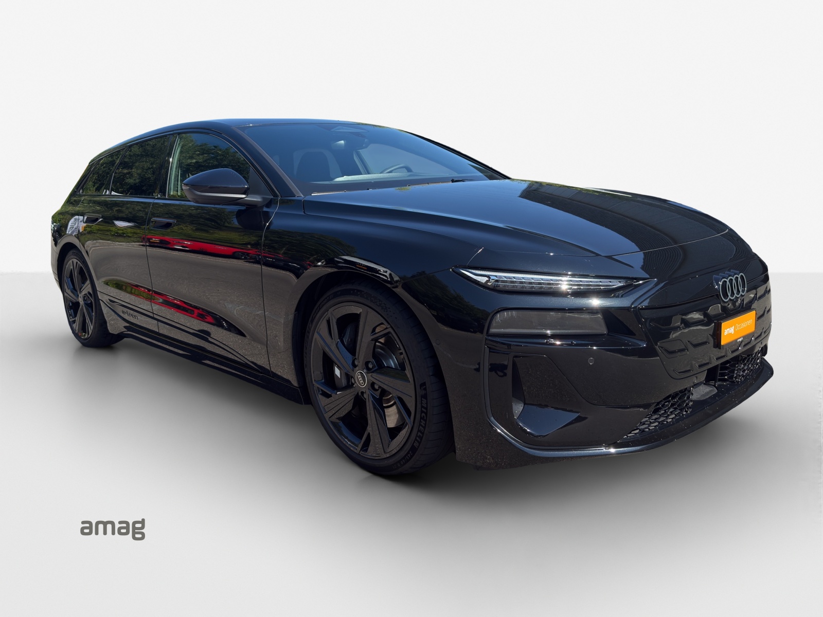 AUDI S6 Avant e-tron quattro-image-6