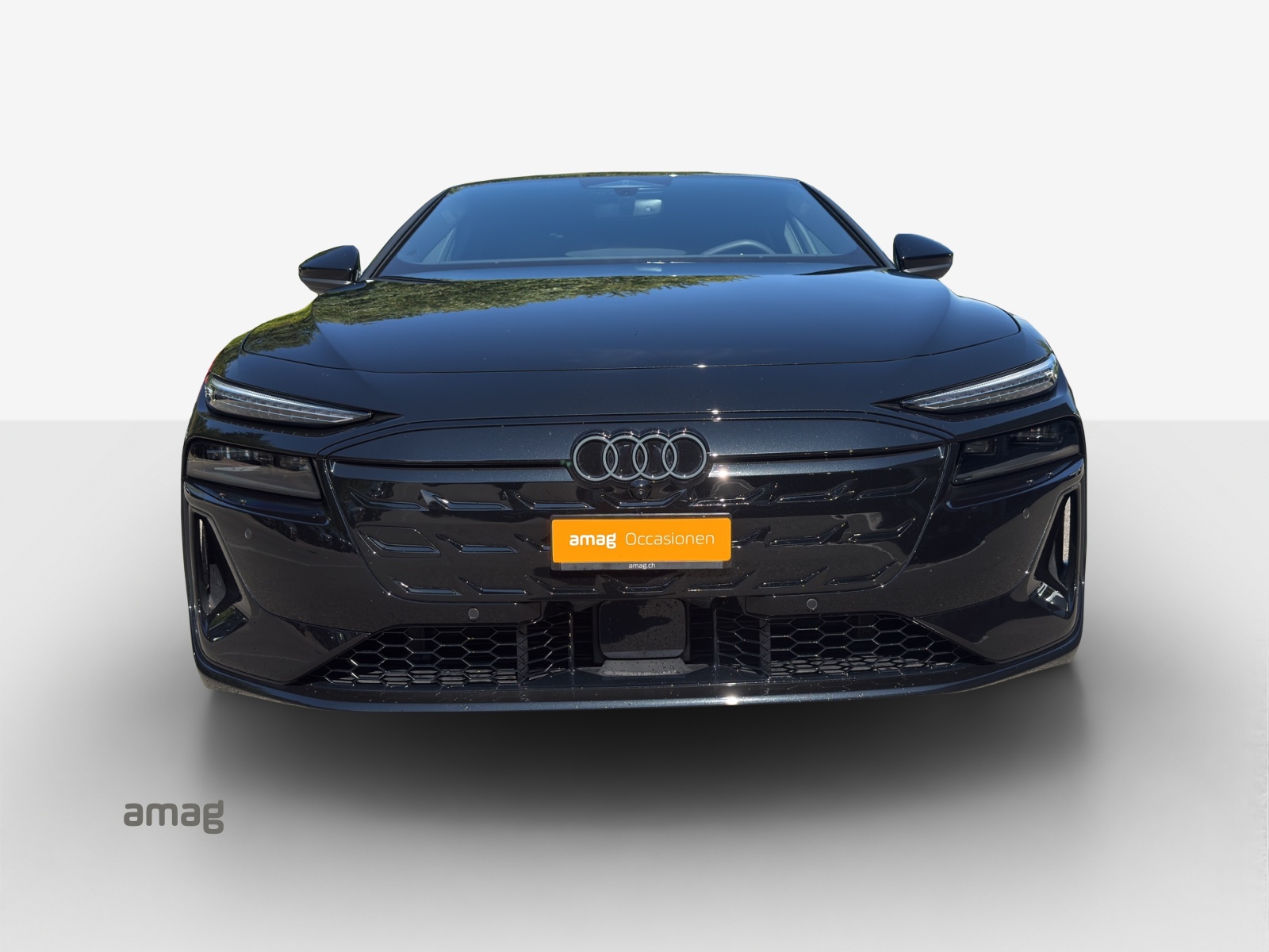 AUDI S6 Avant e-tron quattro-image-7