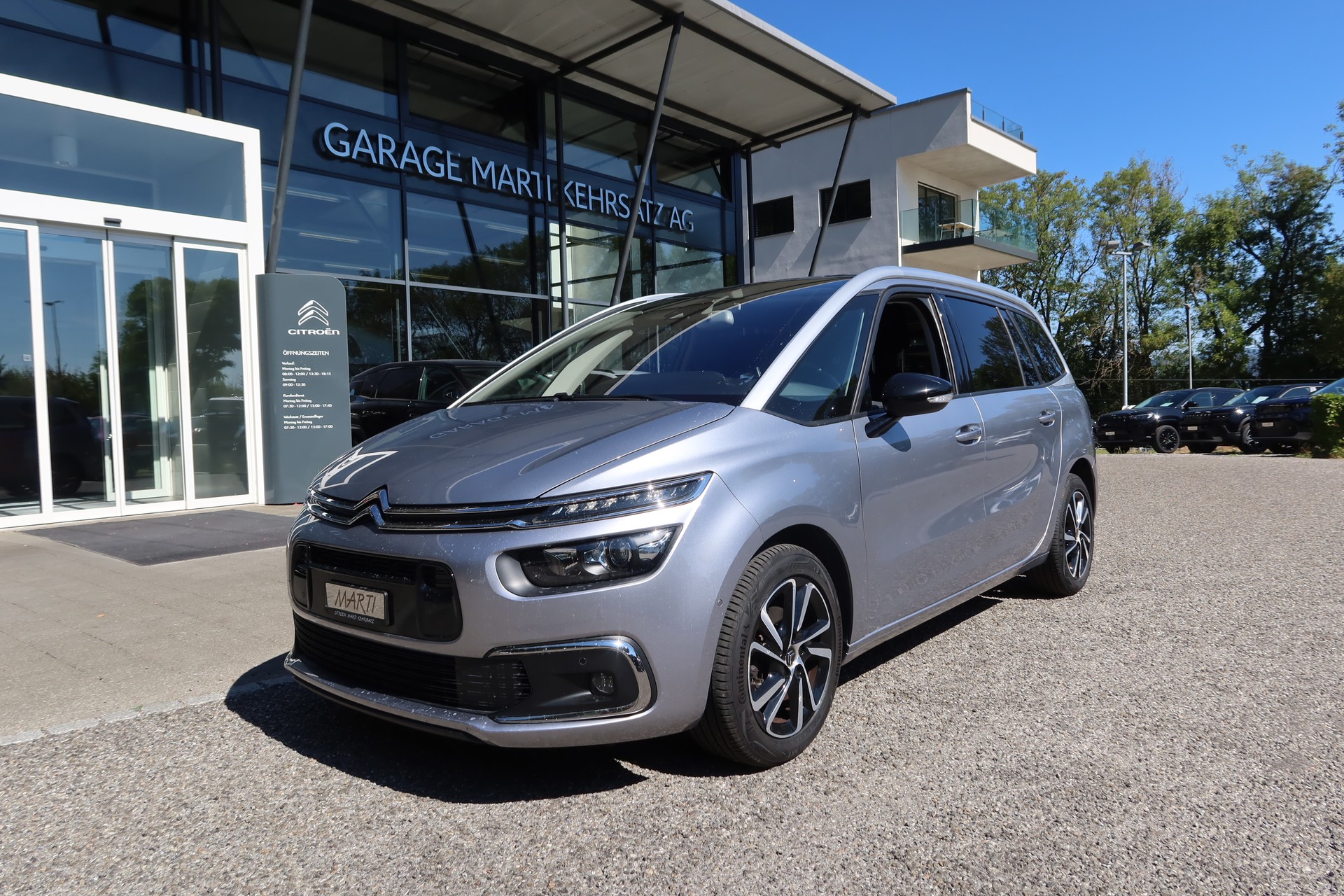 CITROEN GrC4 Spacetourer1.5ShEAT8