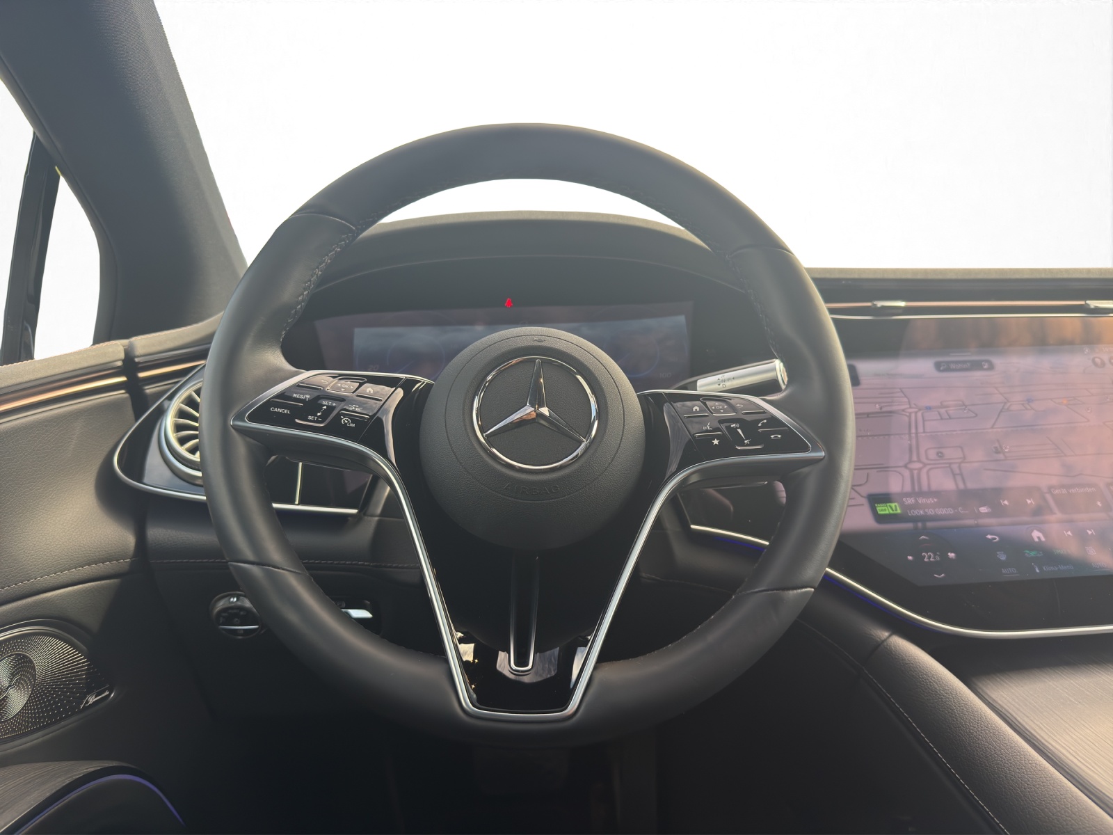 MERCEDES-BENZ EQS 580 AMG Line 4Matic-image-12
