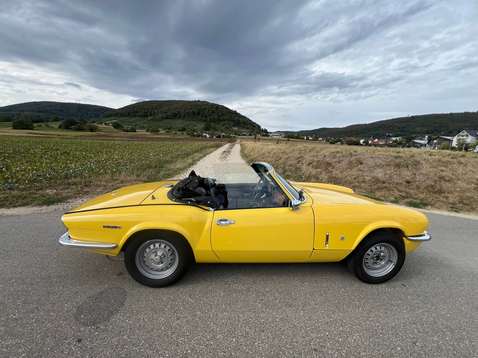 TRIUMPH IV-image-3