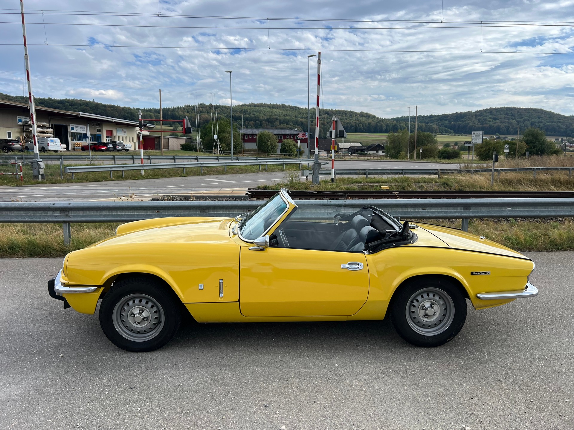 TRIUMPH IV-image-7
