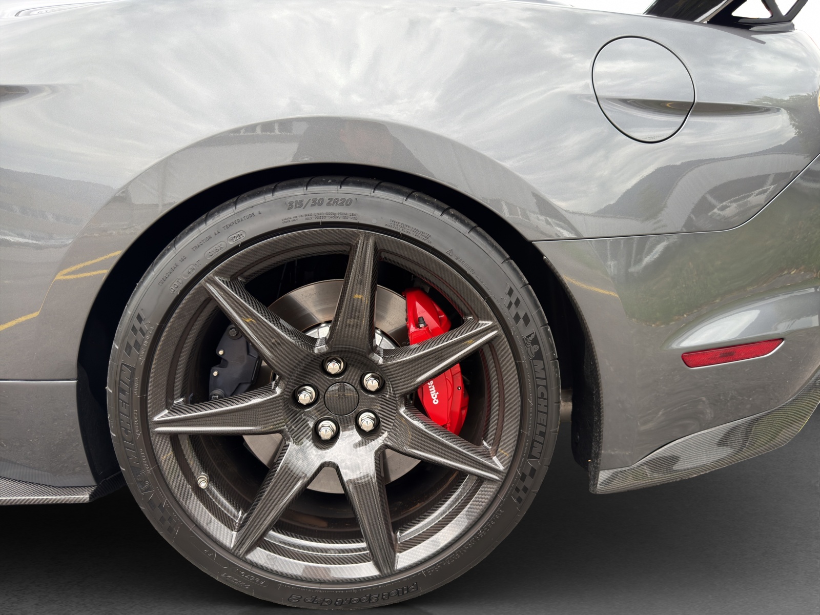 FORD Shelby GT 500 Carbon Edition-image-24
