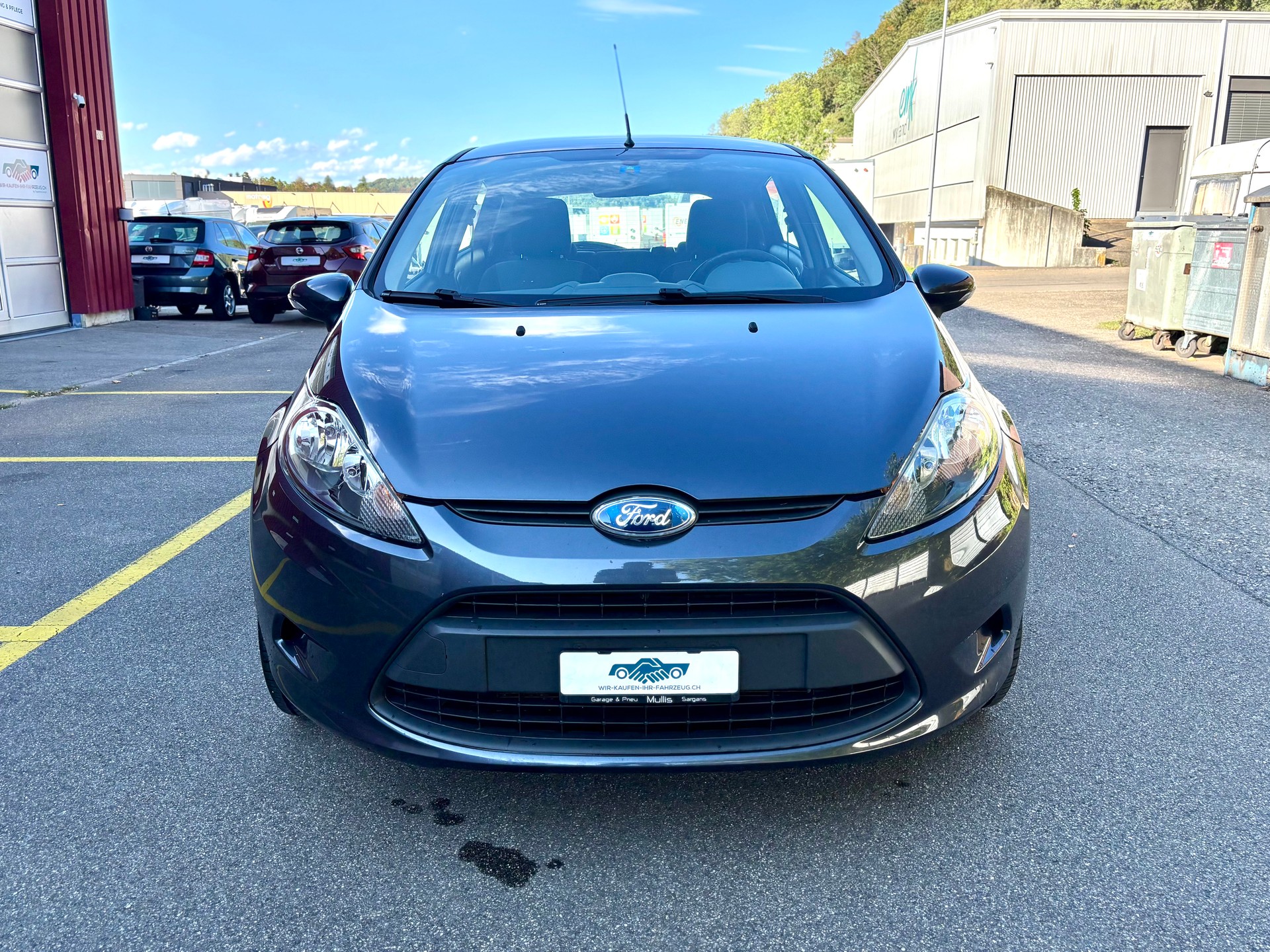 FORD Fiesta 1.4 16V Trend Automatic-image-1