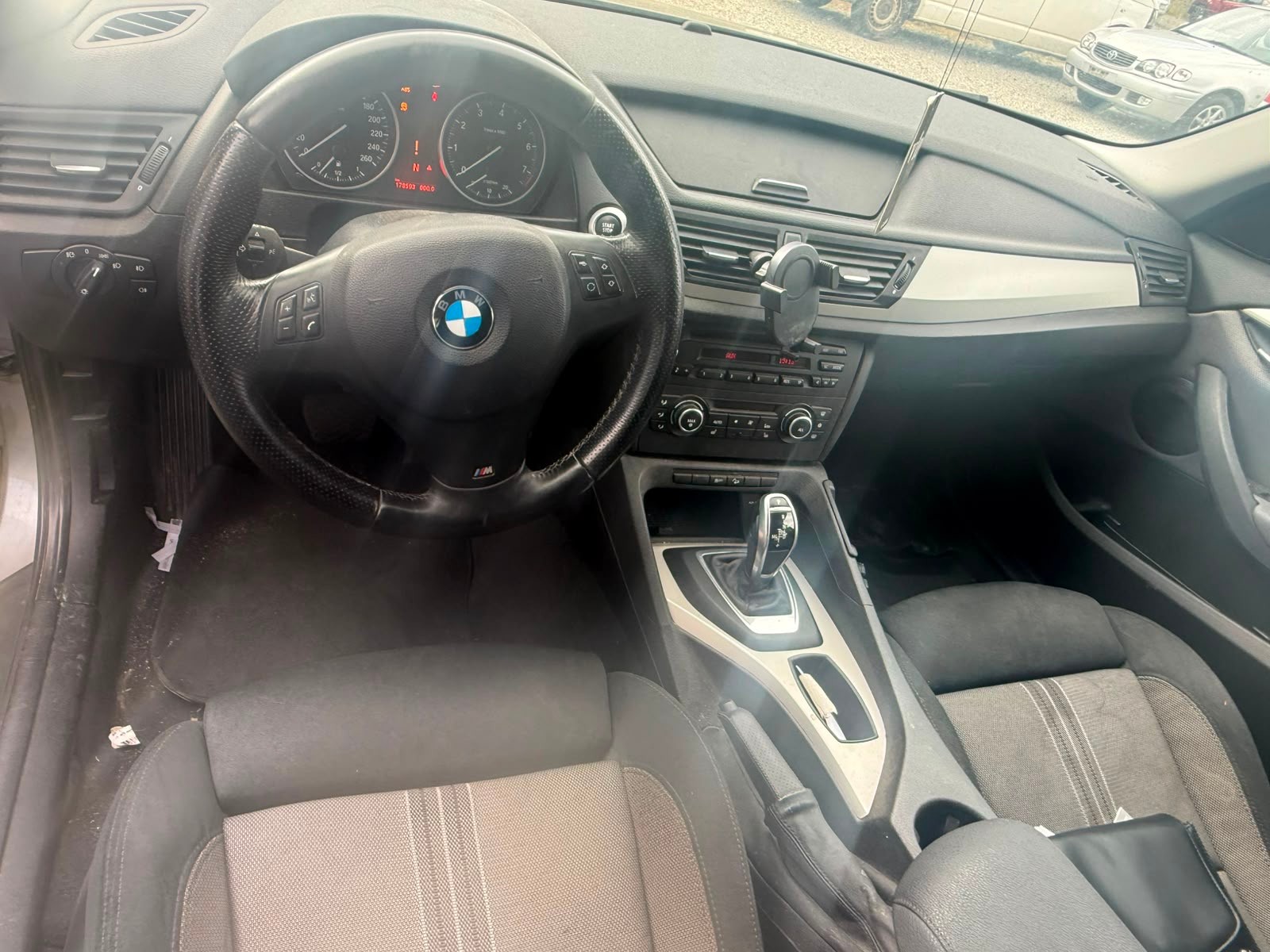 BMW 28i xDrive-image-4