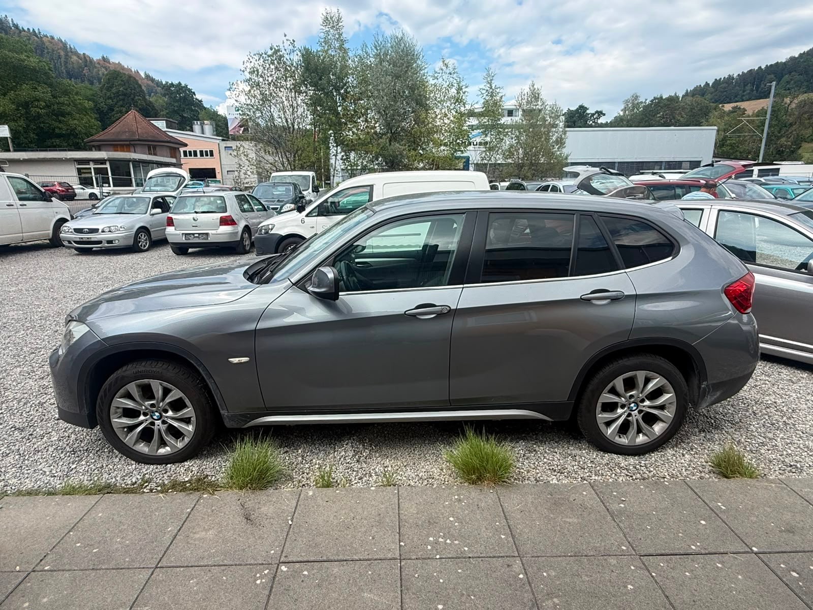BMW 28i xDrive-image-2