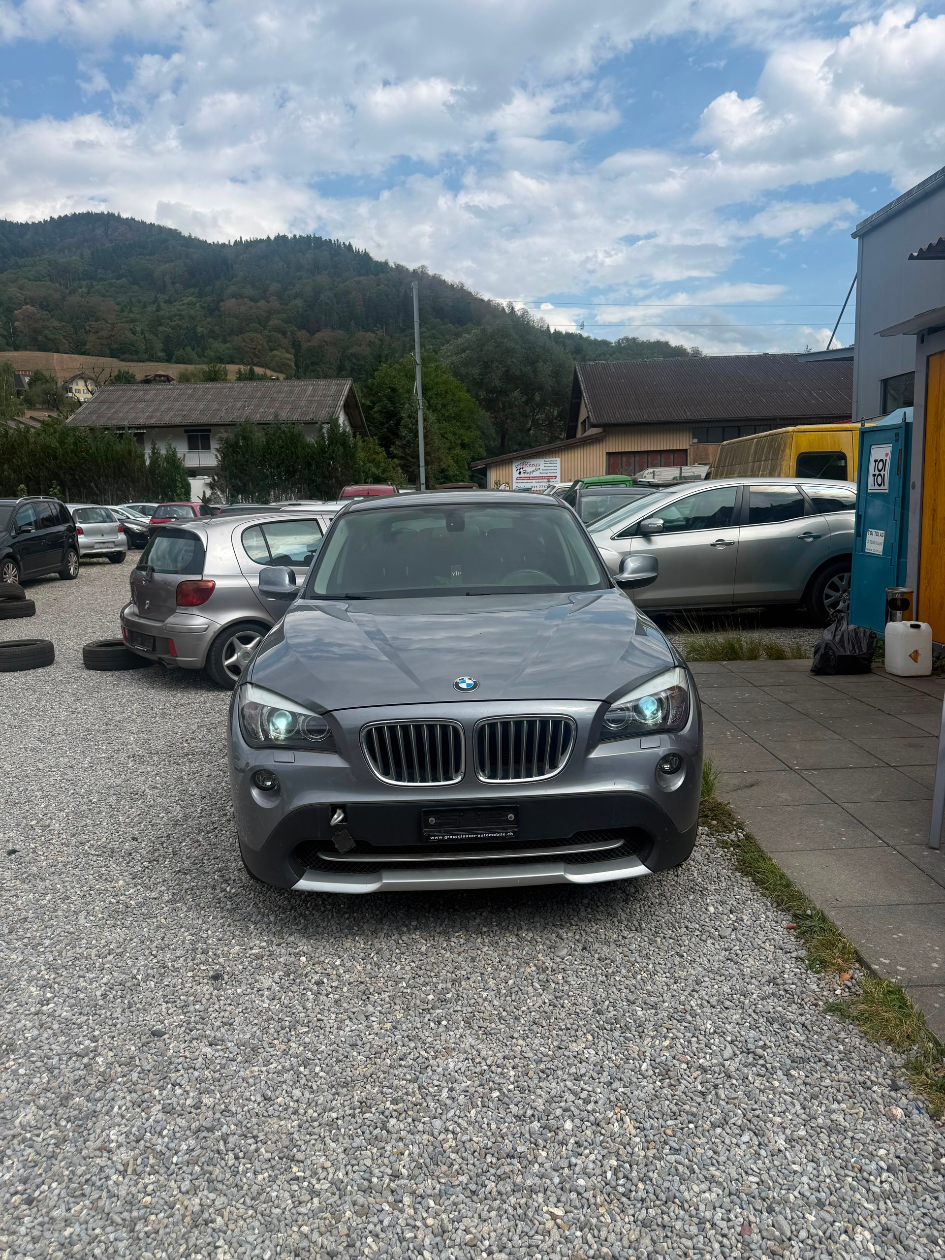 BMW 28i xDrive-image-0