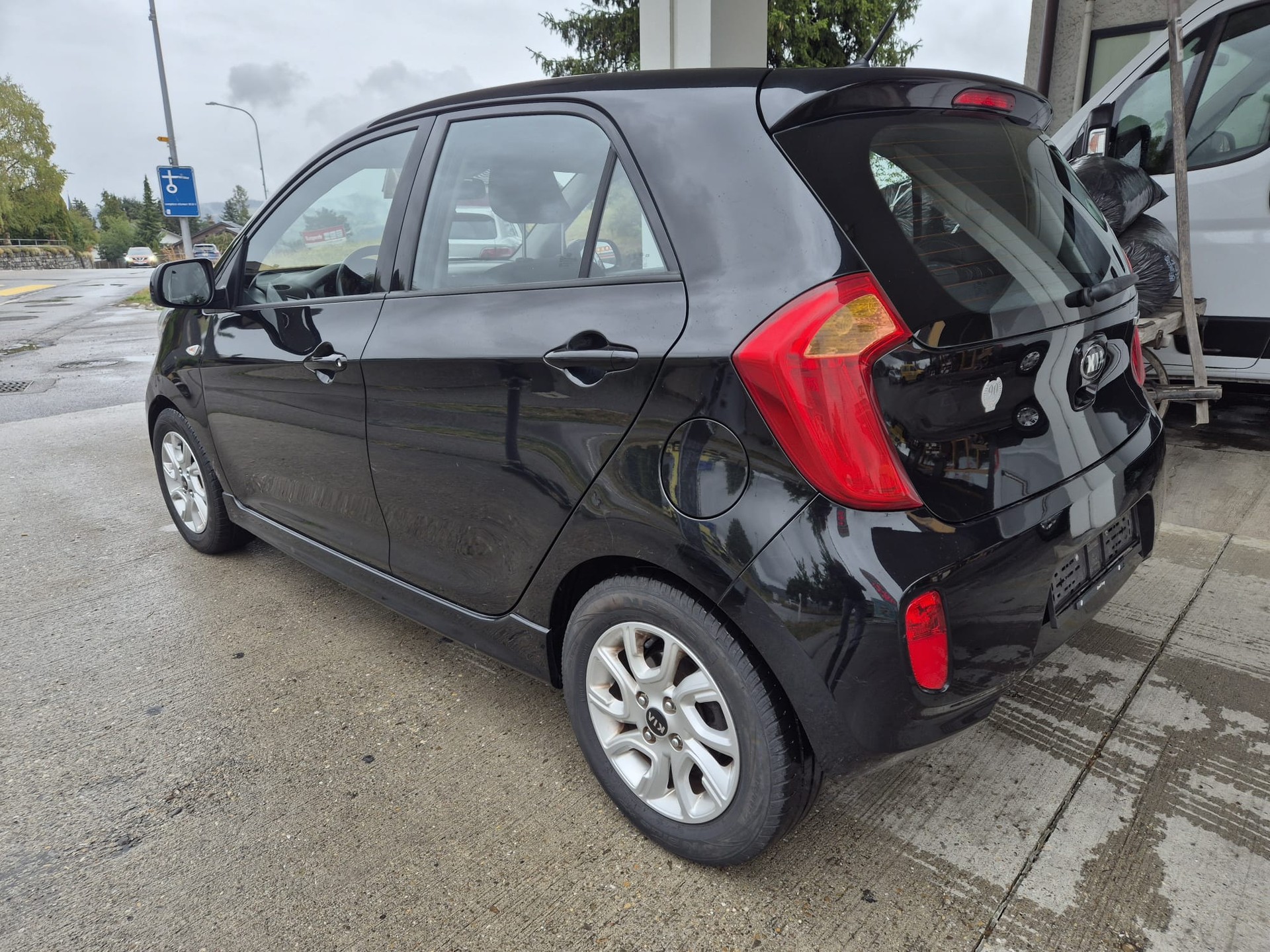KIA Picanto 1.2 CVVT Trend-image-3