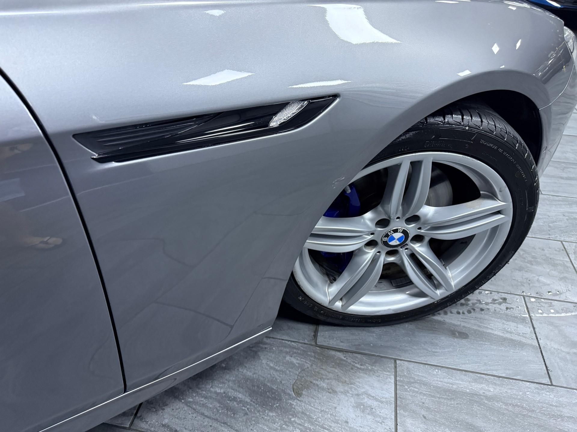 BMW 640d Gran Coupé xDrive M Paket / Panoramadach / Vollausstattung-image-2