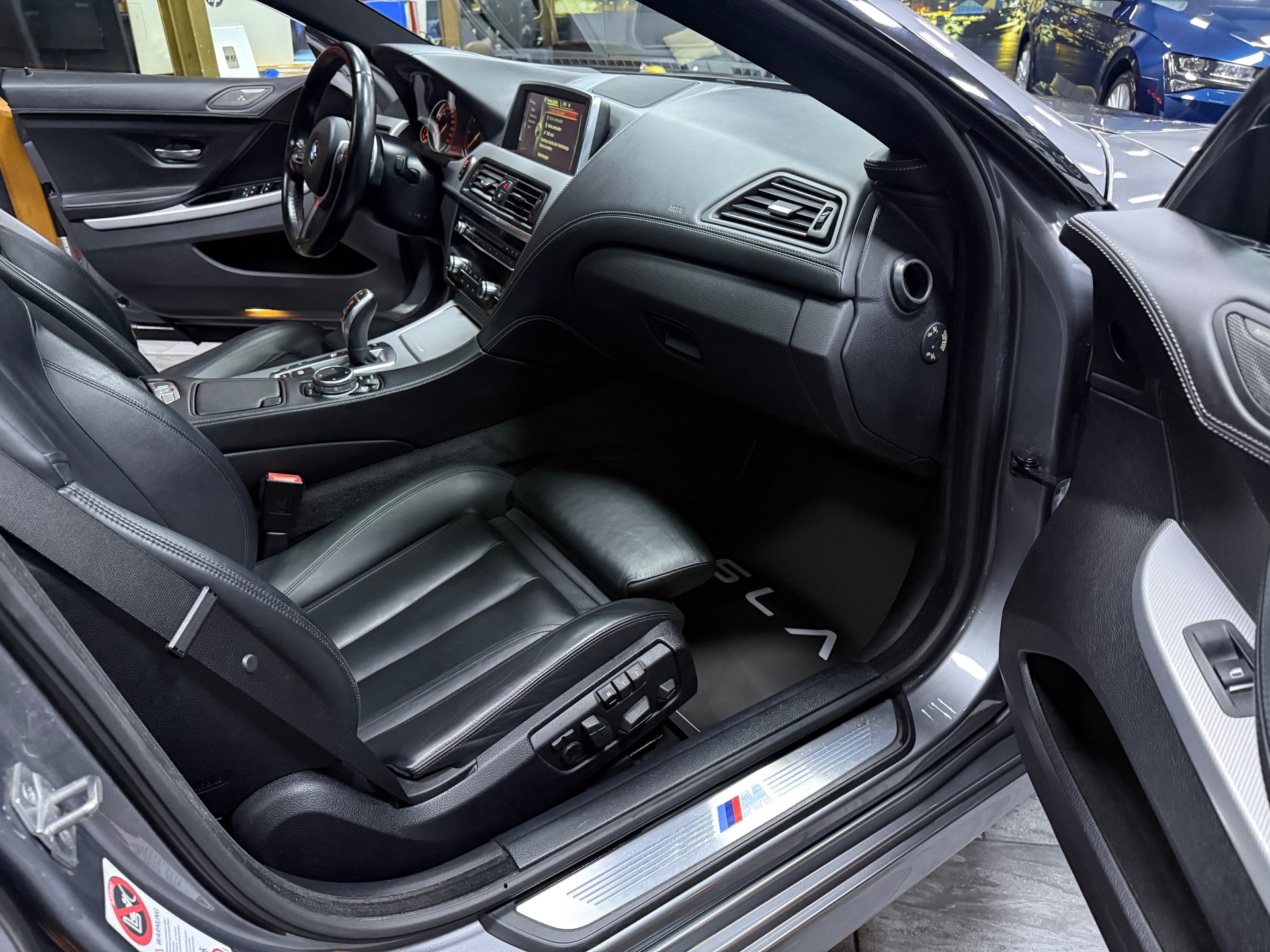 BMW 640d Gran Coupé xDrive M Paket / Panoramadach / Vollausstattung-image-11