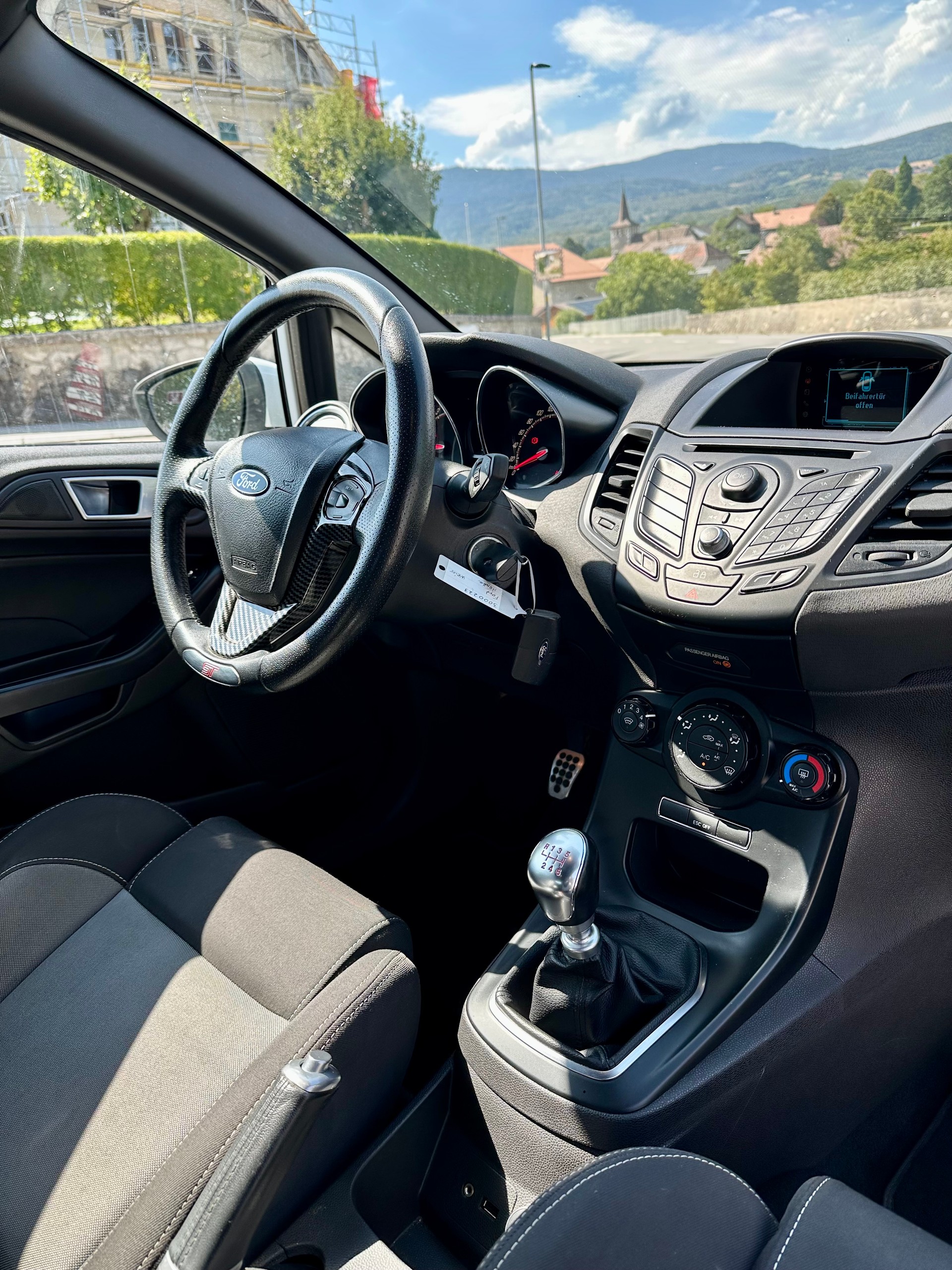 FORD Fiesta 1.6 SCTi ST-1-image-9