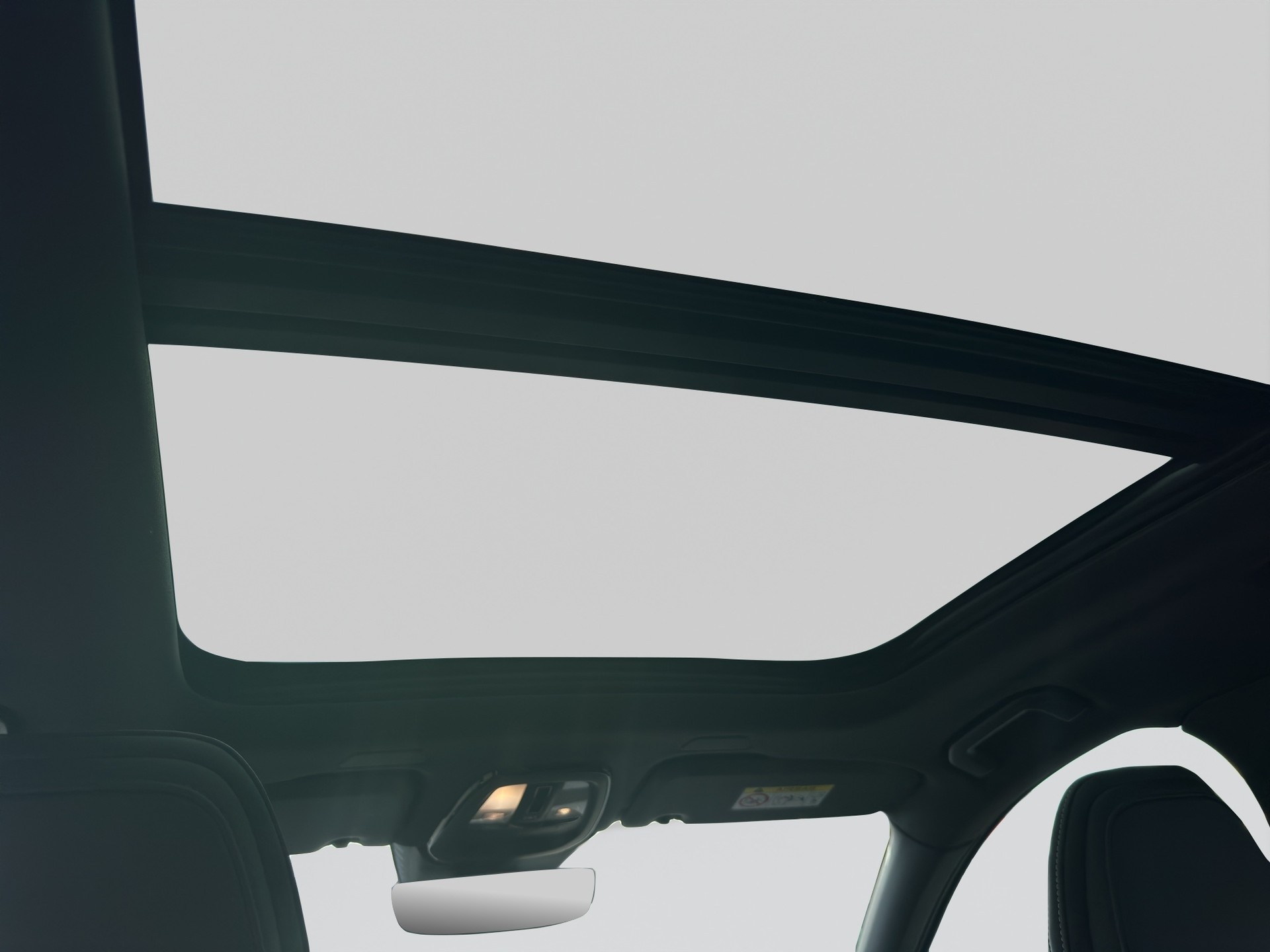 VOLVO XC60 B5 Benzin Mild Hybrid AWD Plus Black Edition Geartronic-image-14