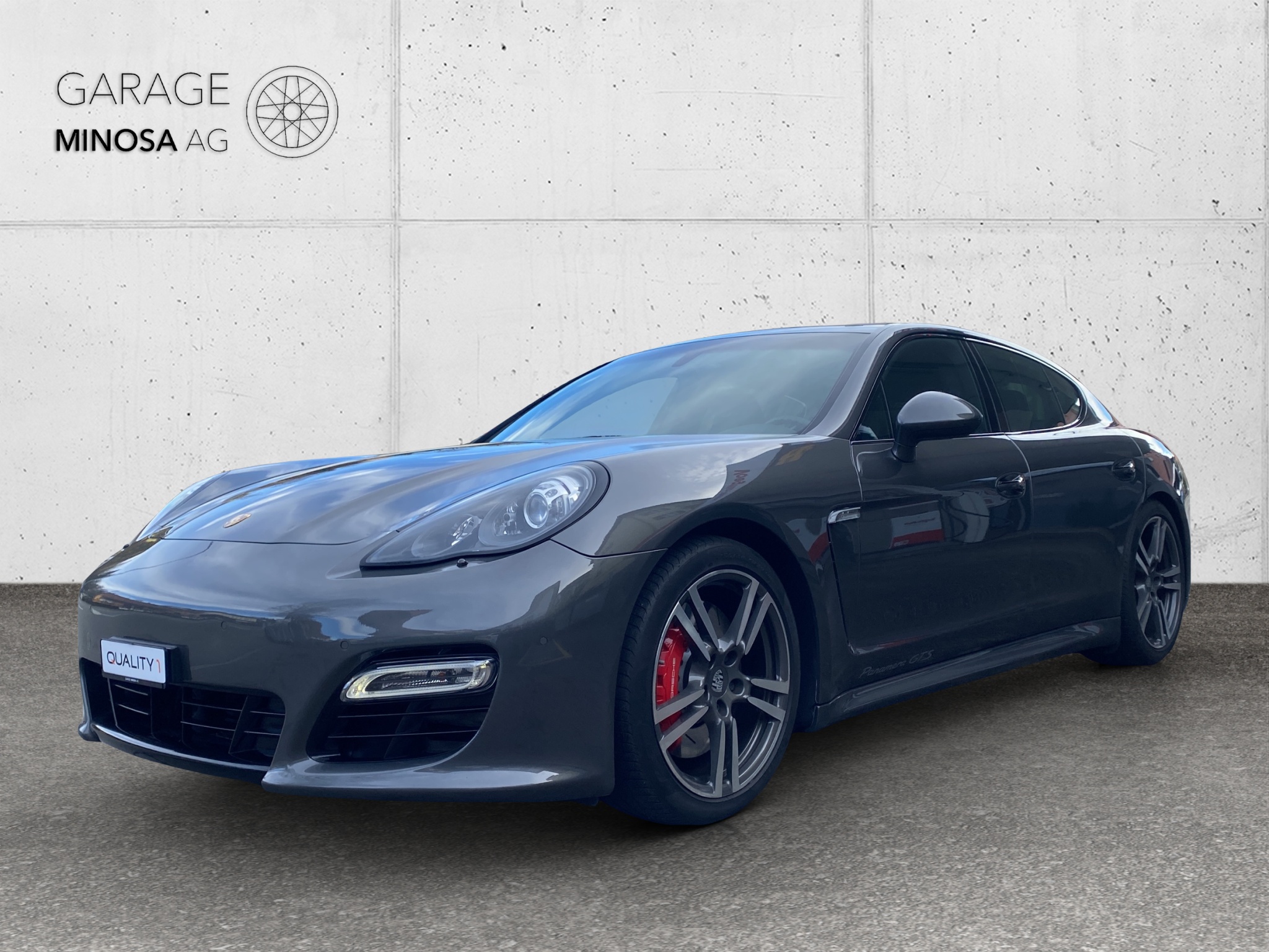 PORSCHE Panamera GTS 4.8 PDK — slika 1