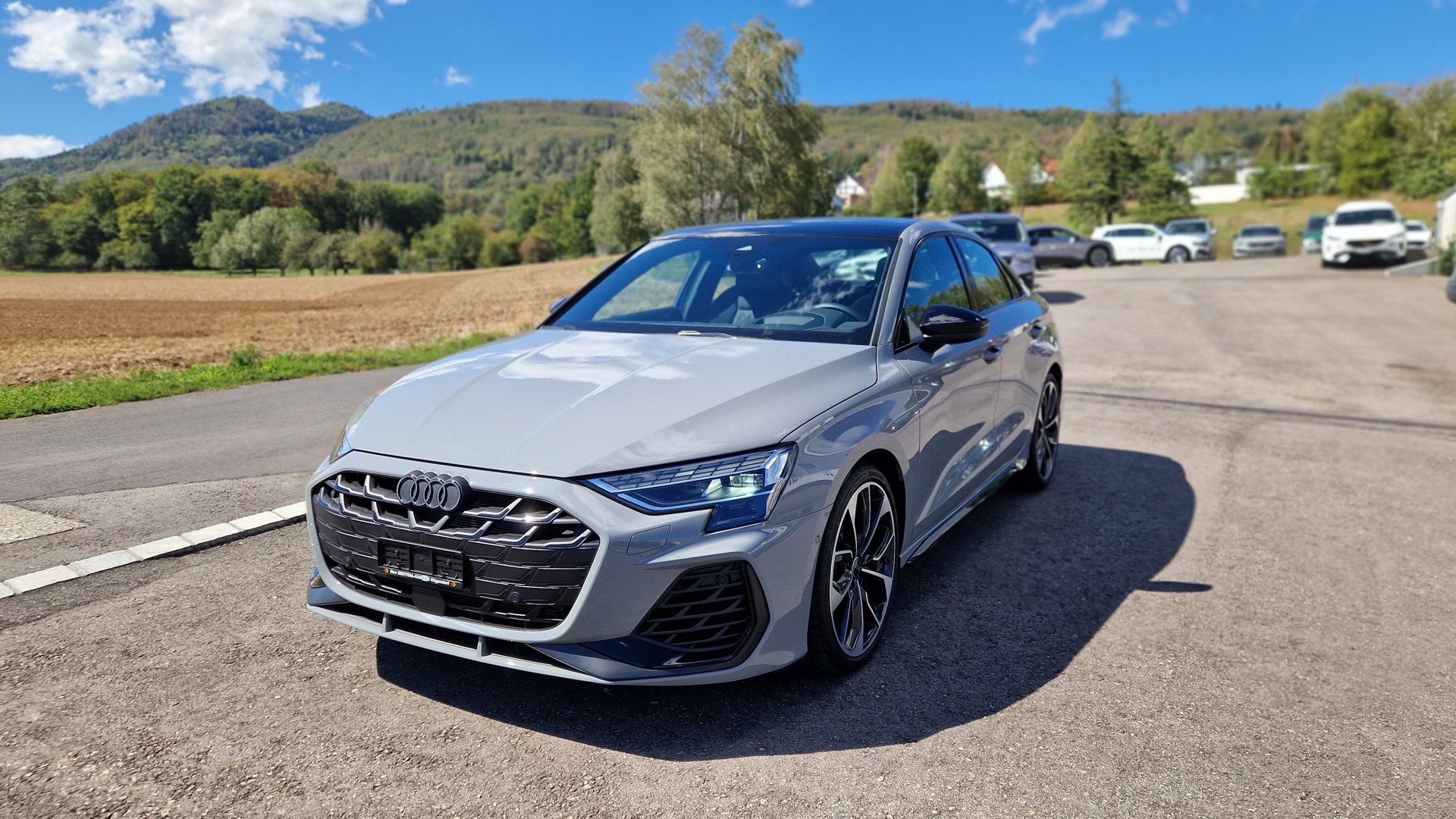 AUDI S3 Limousine TFSI quattro S-tronic-image-3