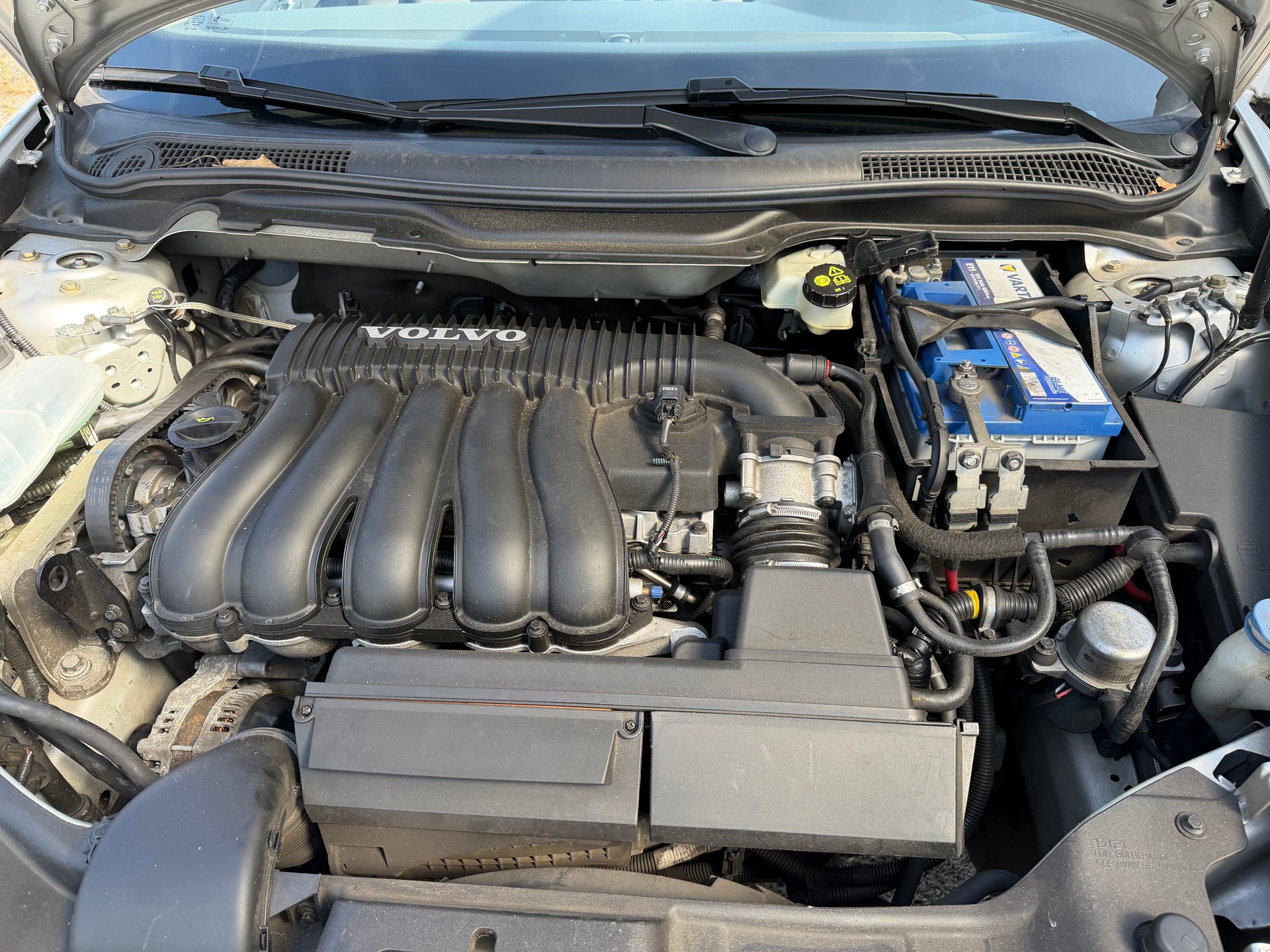 VOLVO C70 2.4 Momentum-image-9