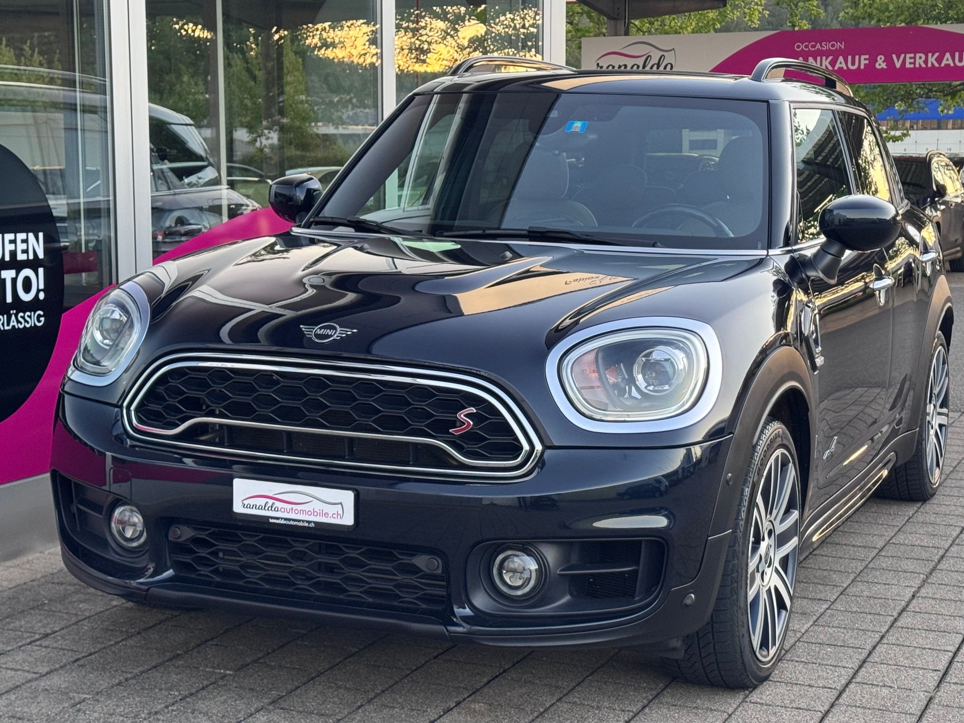 MINI Countryman Cooper S+4x4+Automat+LED+ACC+Navi+Bluetooth+Rückfahrkamera+18"Alu+Getönte Scheiben+Memory+Leder+Sitzheizung+