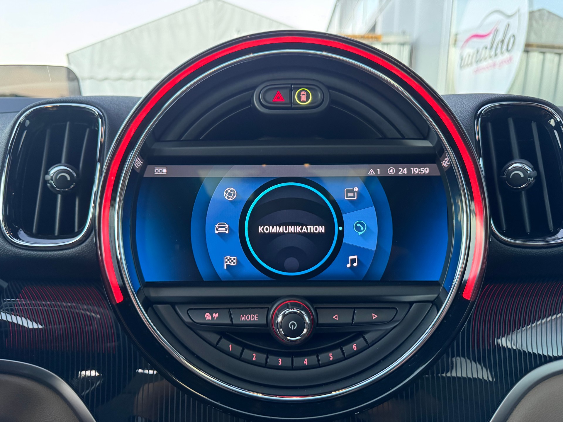 MINI Countryman Cooper S+4x4+Automat+LED+ACC+Navi+Bluetooth+Rückfahrkamera+18"Alu+Getönte Scheiben+Memory+Leder+Sitzheizung+-image-27