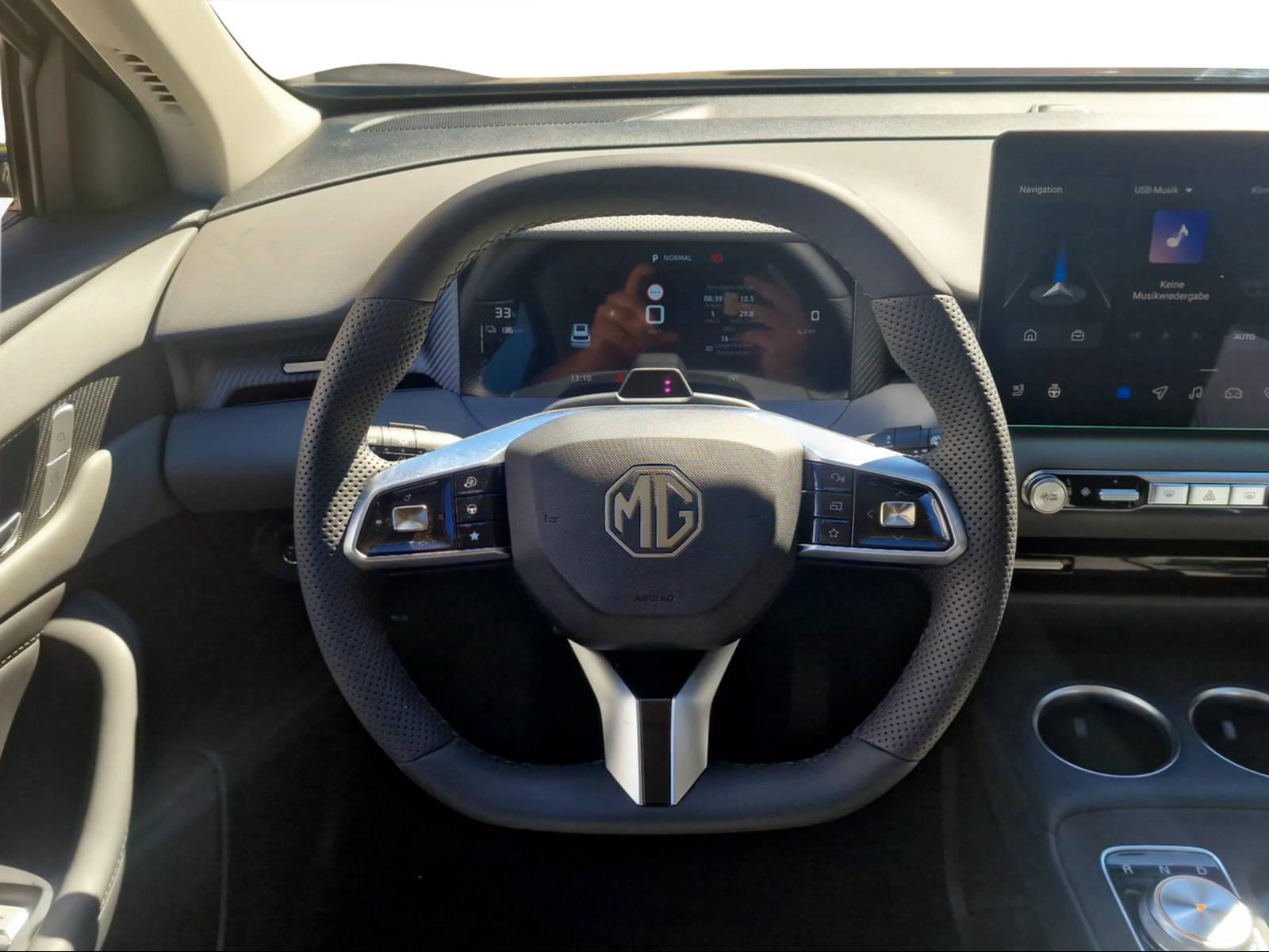 MG S5 EV 64 kWh Luxury-image-10