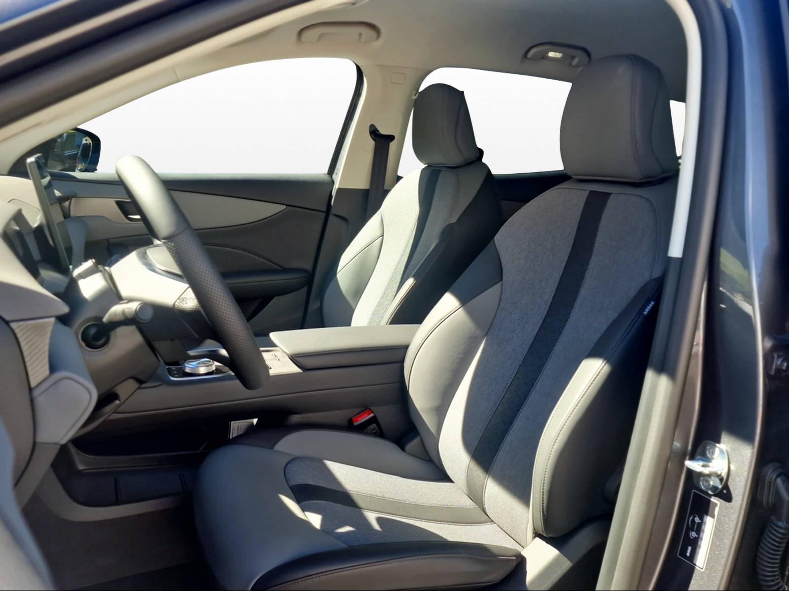 MG S5 EV 64 kWh Luxury-image-8