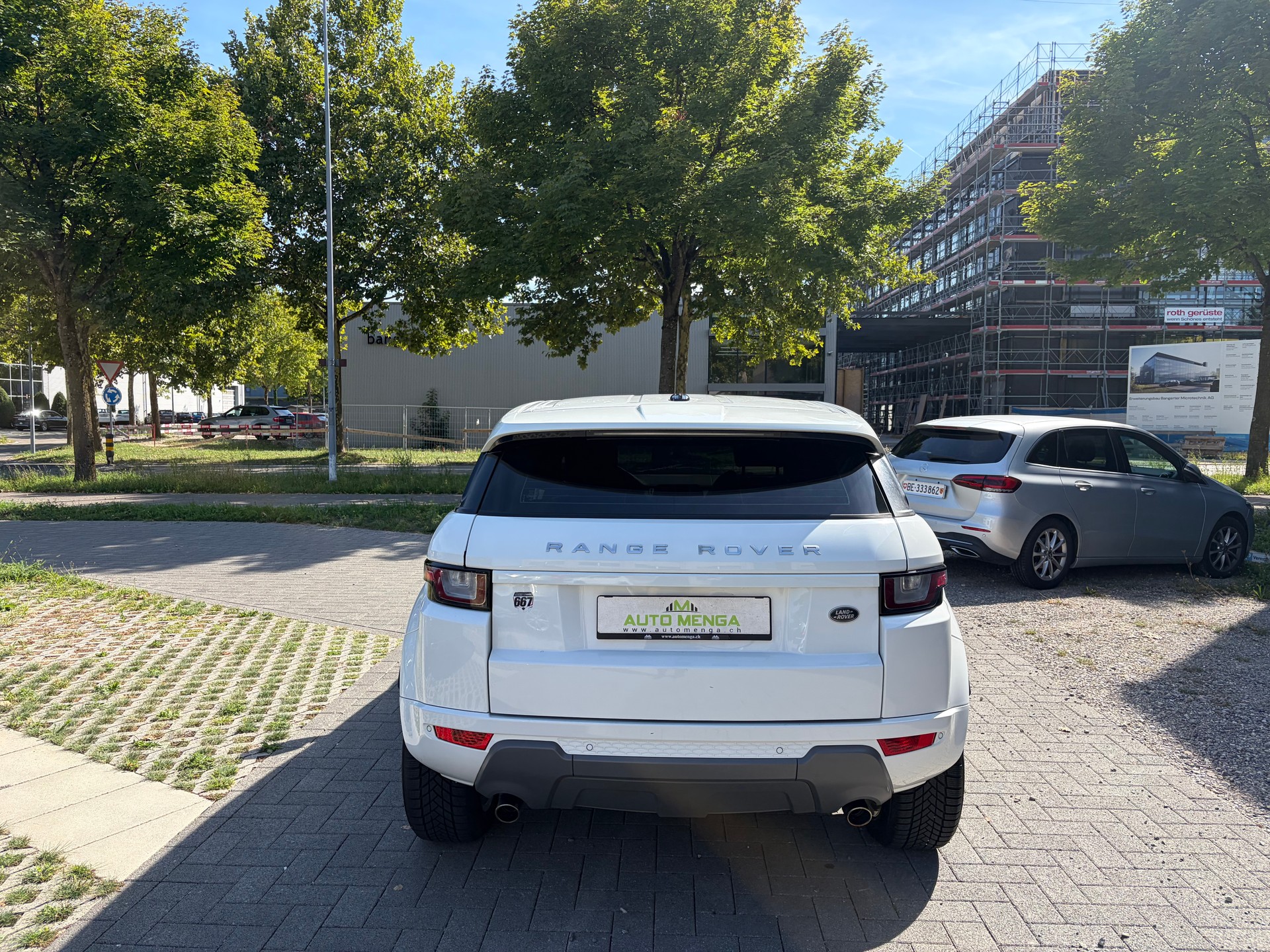 LAND ROVER Range Rover Evoque 2.0 TD4 Pure AT9-image-5