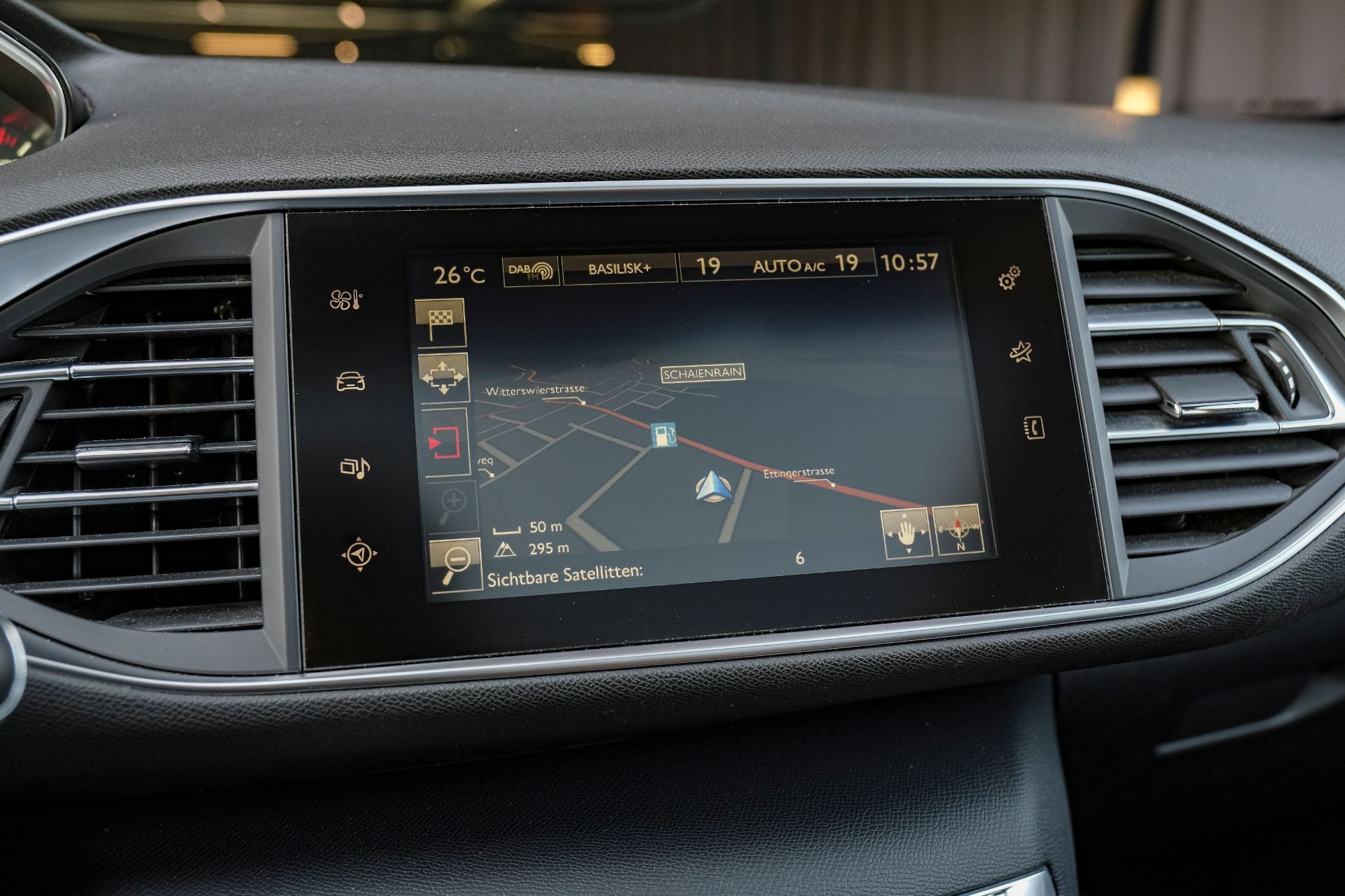 PEUGEOT 308 SW 1.2 THP Allure Automatic-image-17