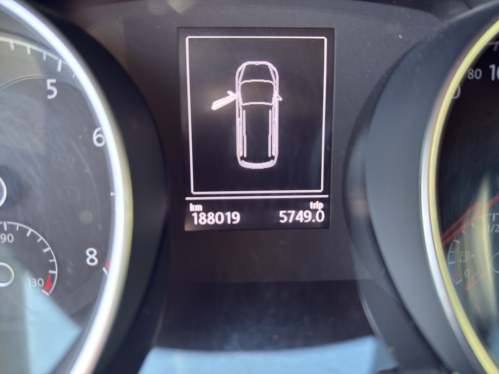 VW Touran 1.4 TSI BlueMotion Technology Comfortline DSG-image-10