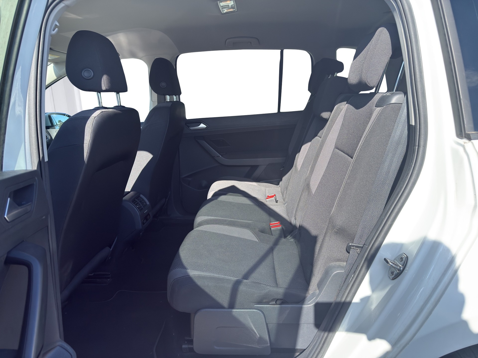 VW Touran 1.4 TSI BlueMotion Technology Comfortline DSG-image-9